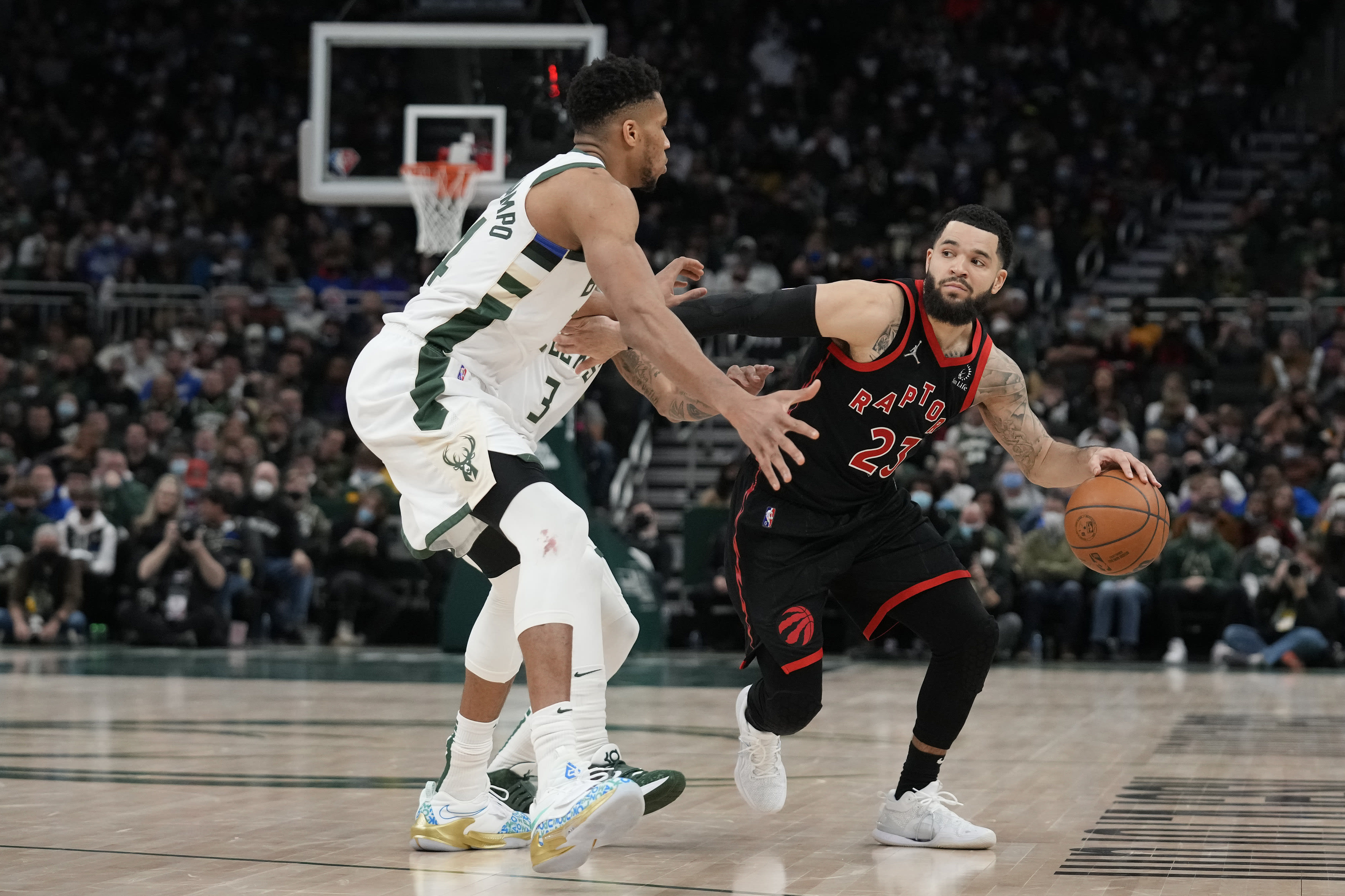 פרד ואנווליט, טורונטו מול מילווקי, יאניס אנטטוקומפו