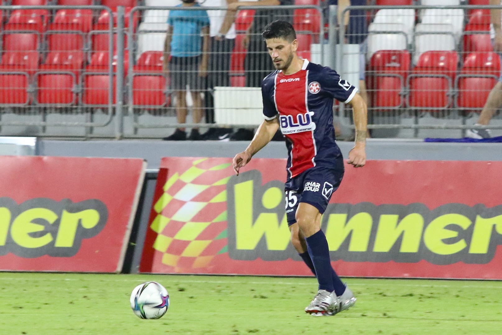 שחקן הפועל נוף הגליל רועי שוקרני