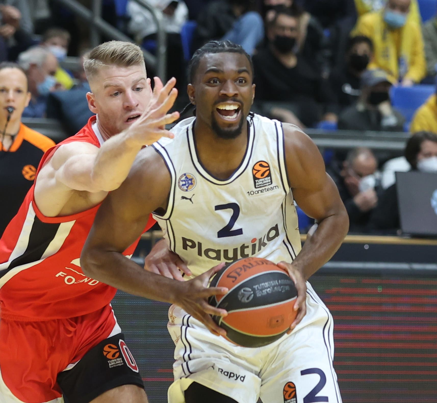 שחקן מכבי תל אביב קינן אוואנס