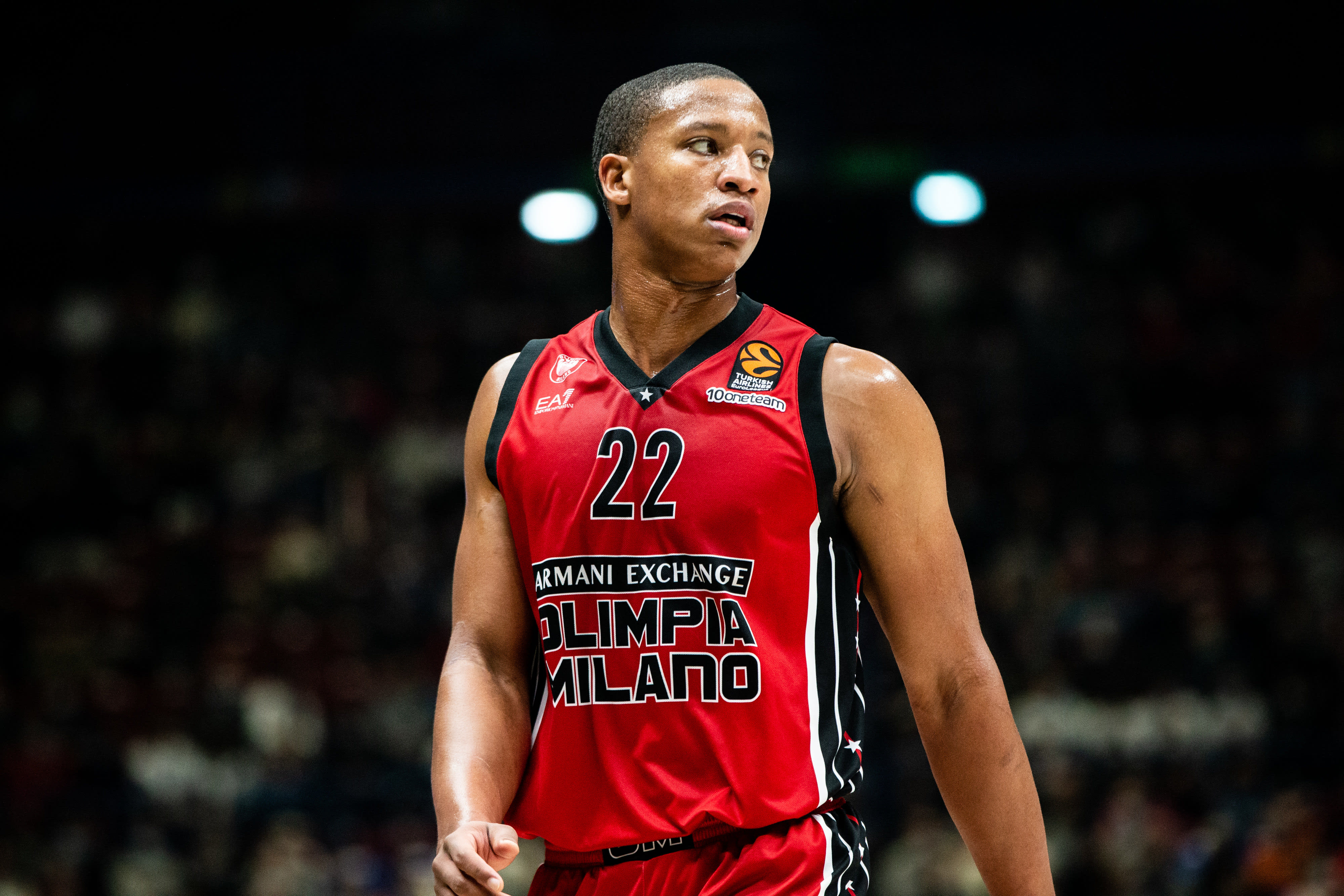 דבון הול שחקן מילאנו