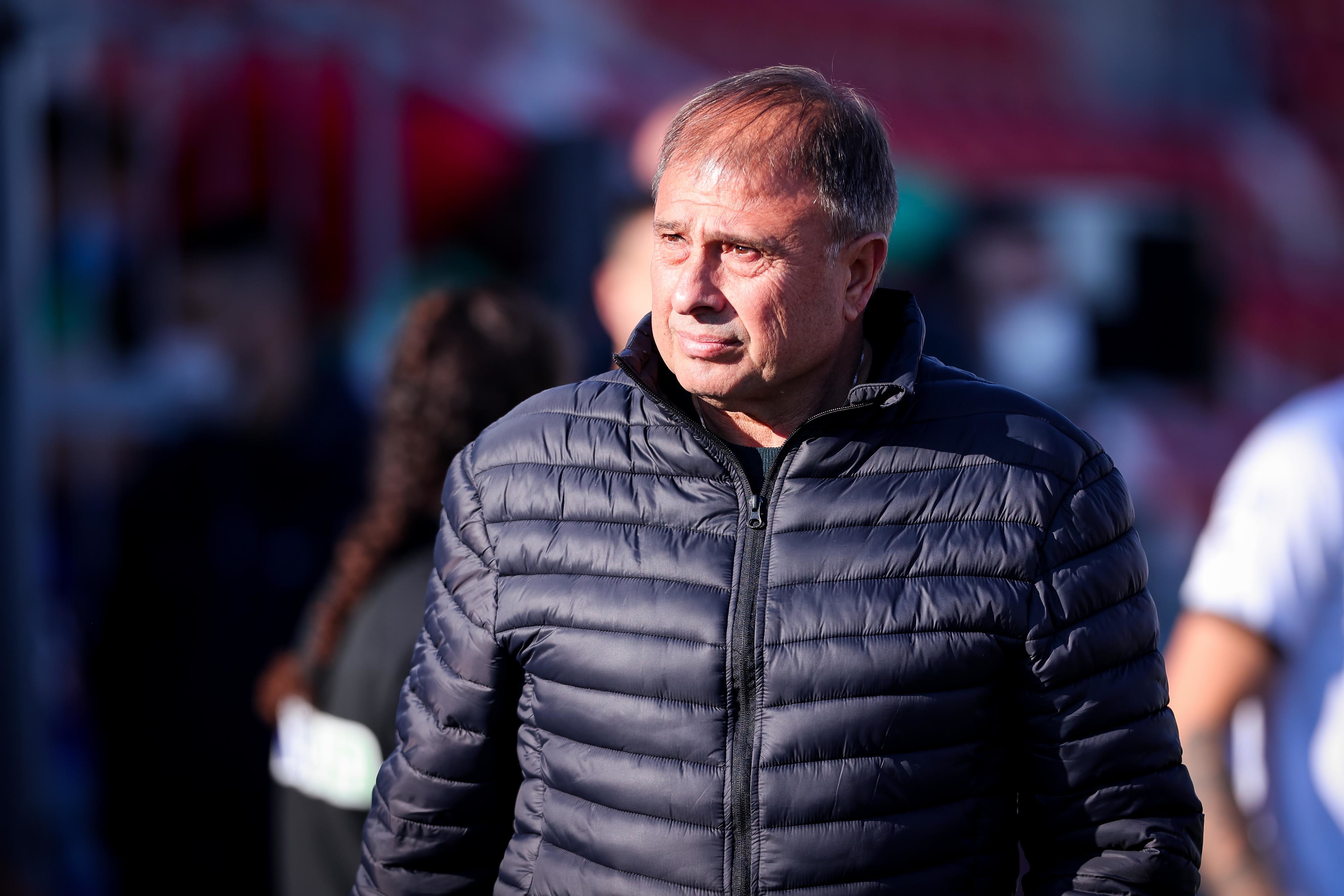 מאמן הפועל חיפה אלישע לוי