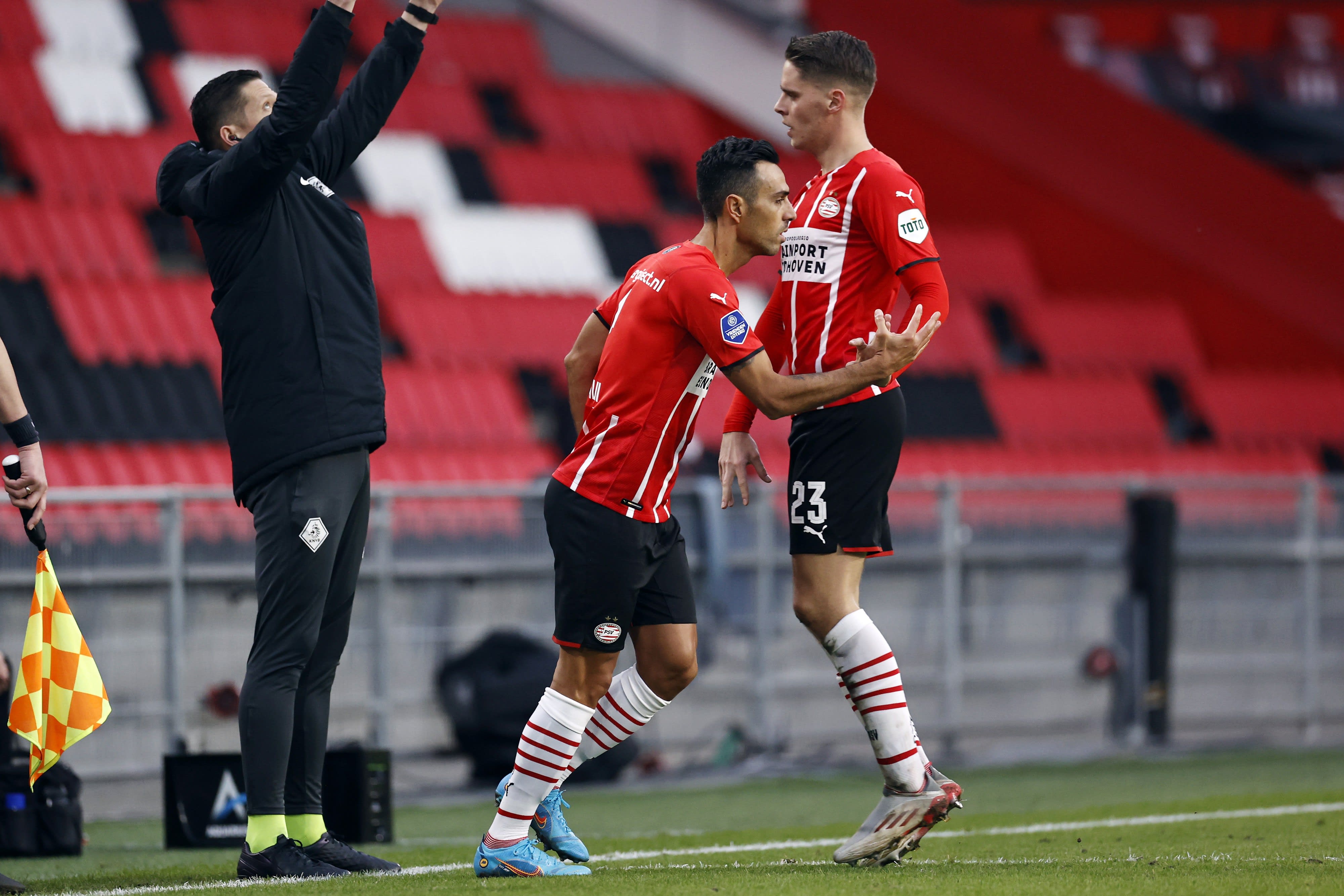 ערן זהבי, שחקן פ.ס.וו איינדהובן