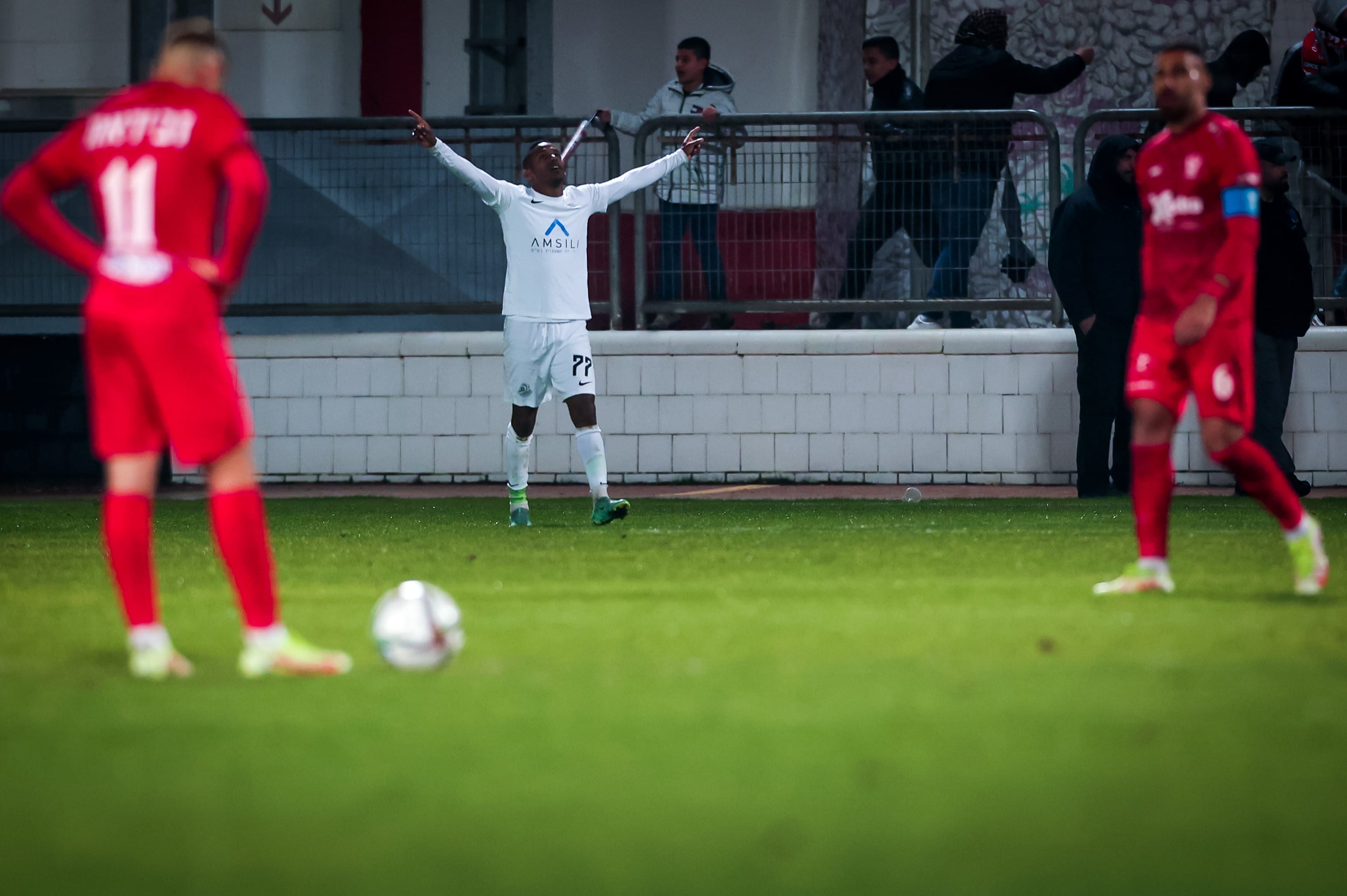 יעקב בריהון שחקן מ.ס. אשדוד חוגג שער