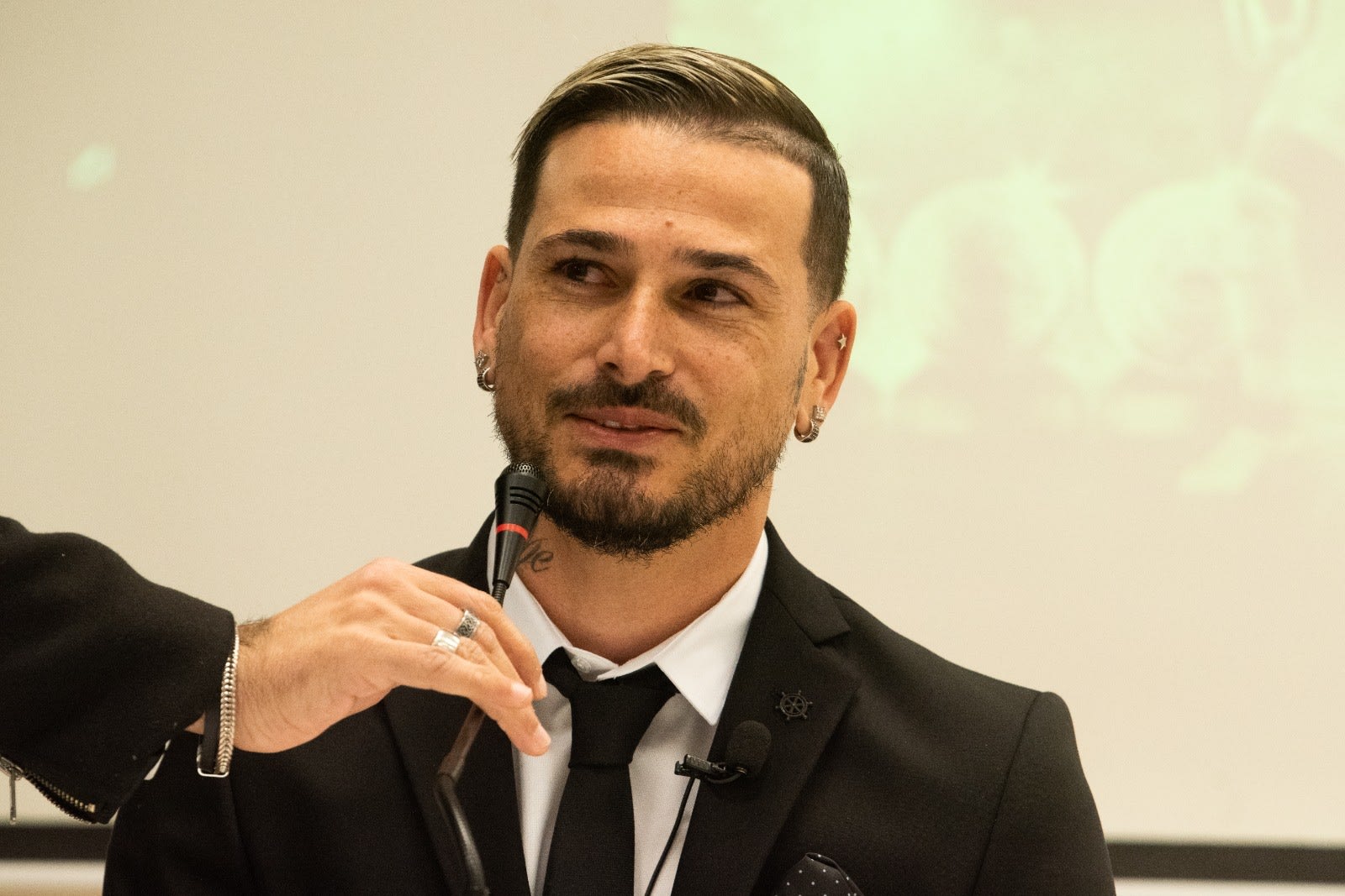 מאור בוזגלו מודיע על פרישה מכדורגל