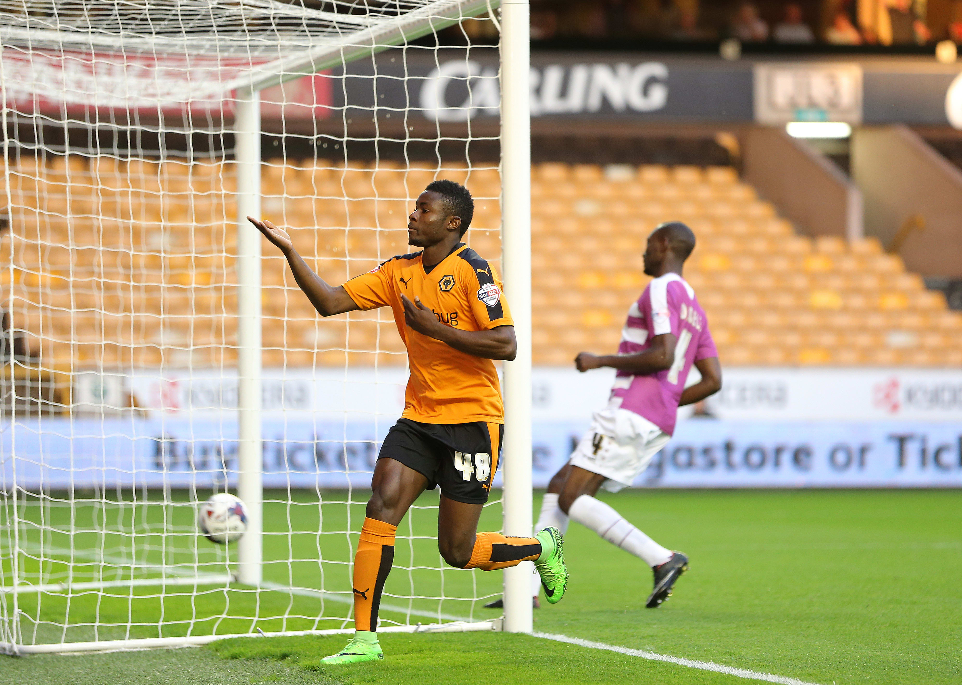 ברייט אנובקארה במדי וולבס ב-2015