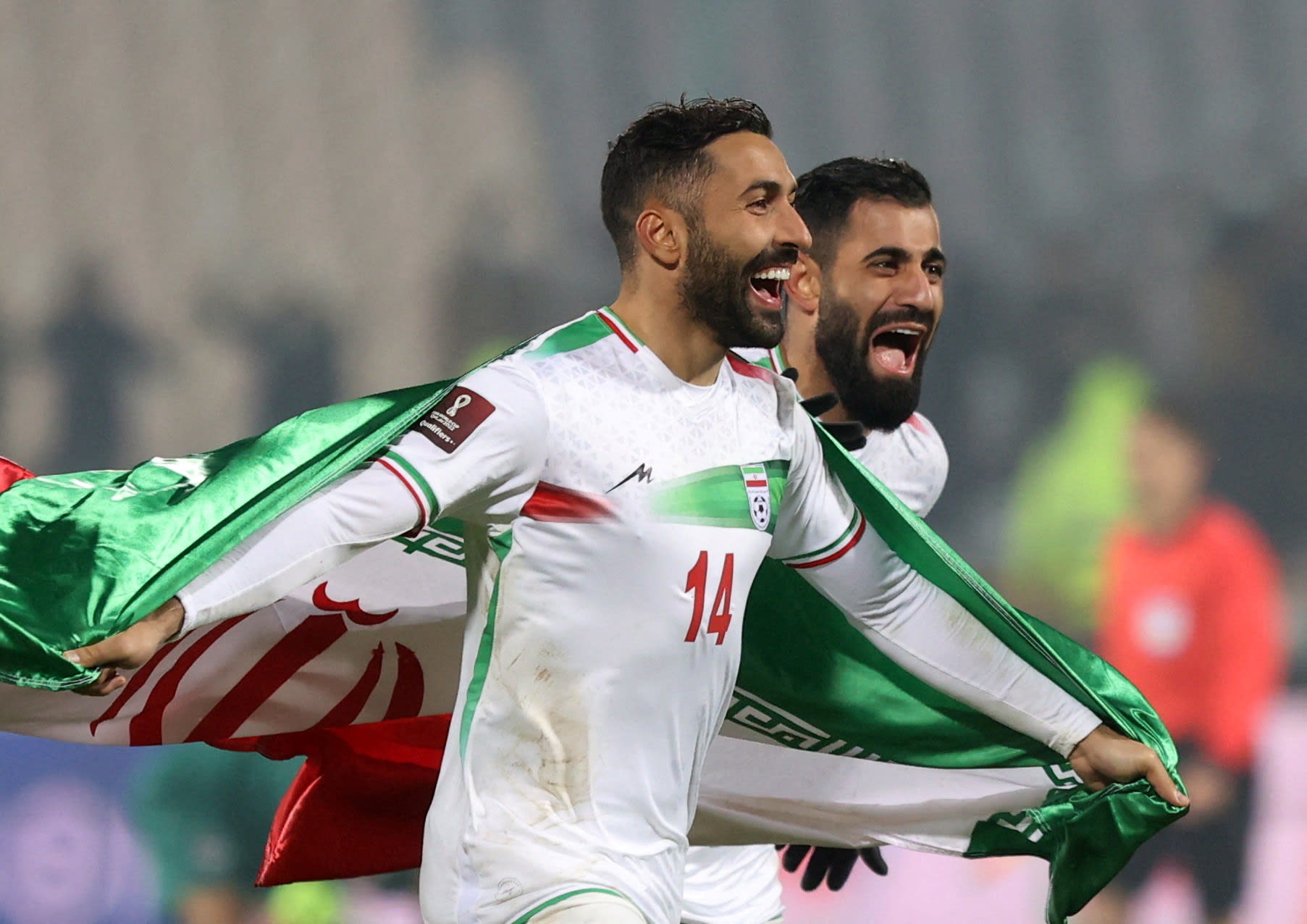 שחקני נבחרת איראן חוגגים עלייה למונדיאל