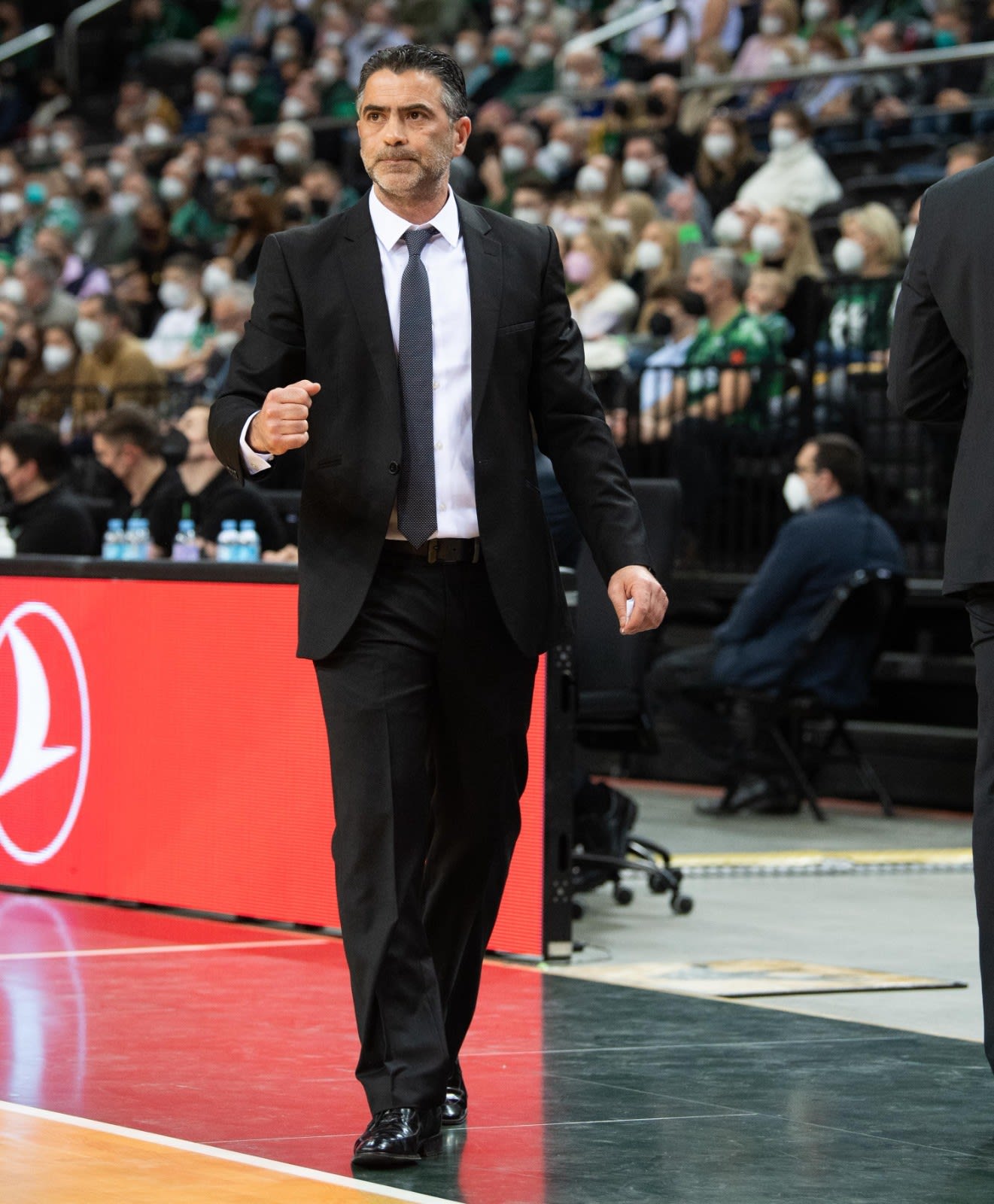 מאמן מכבי תל אביב אבי אבן