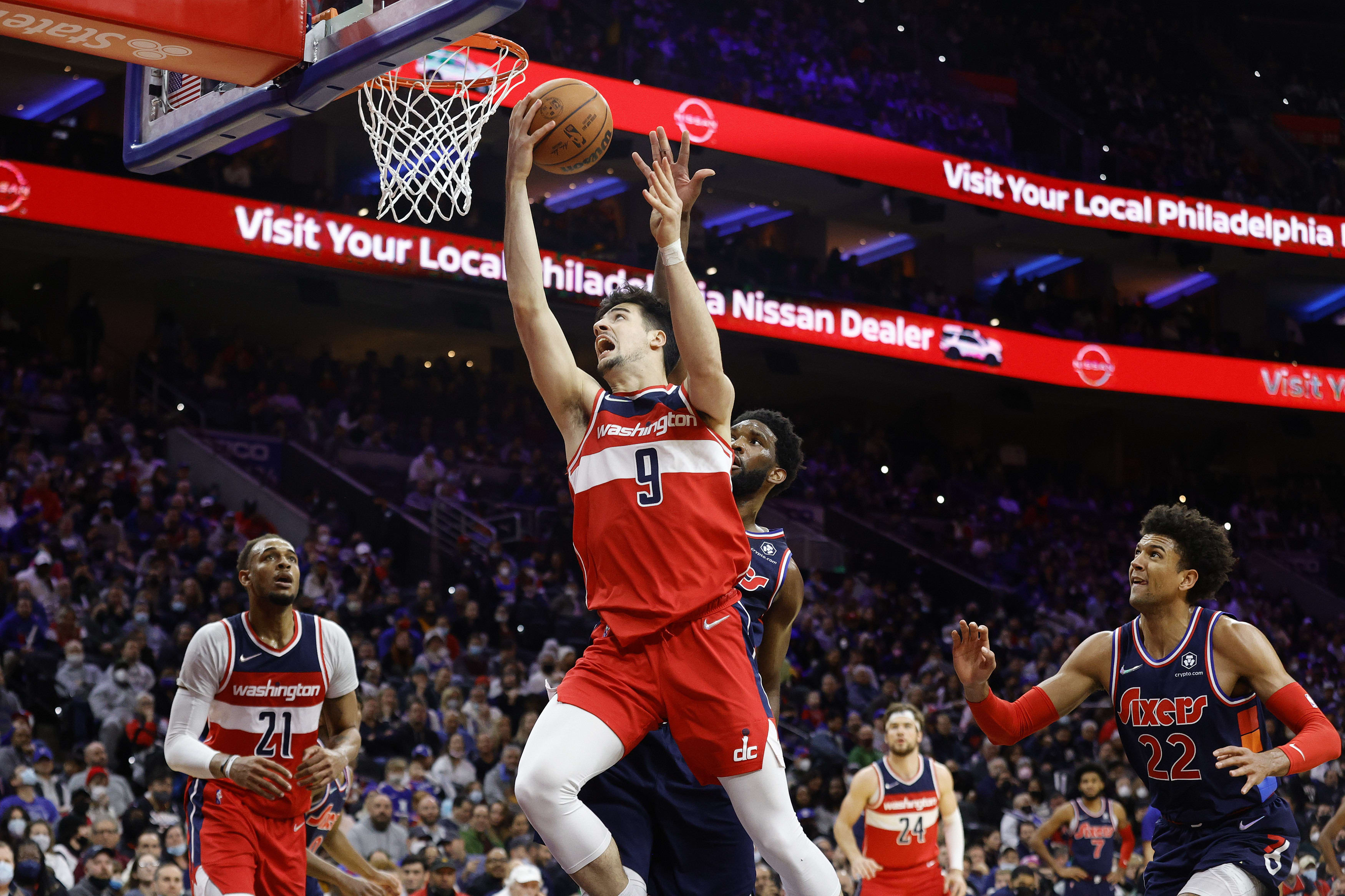 דני אבדיה, וושינגטון וויזארדס, מול ג'ואל אמביד, פילדלפיה סיקסרס