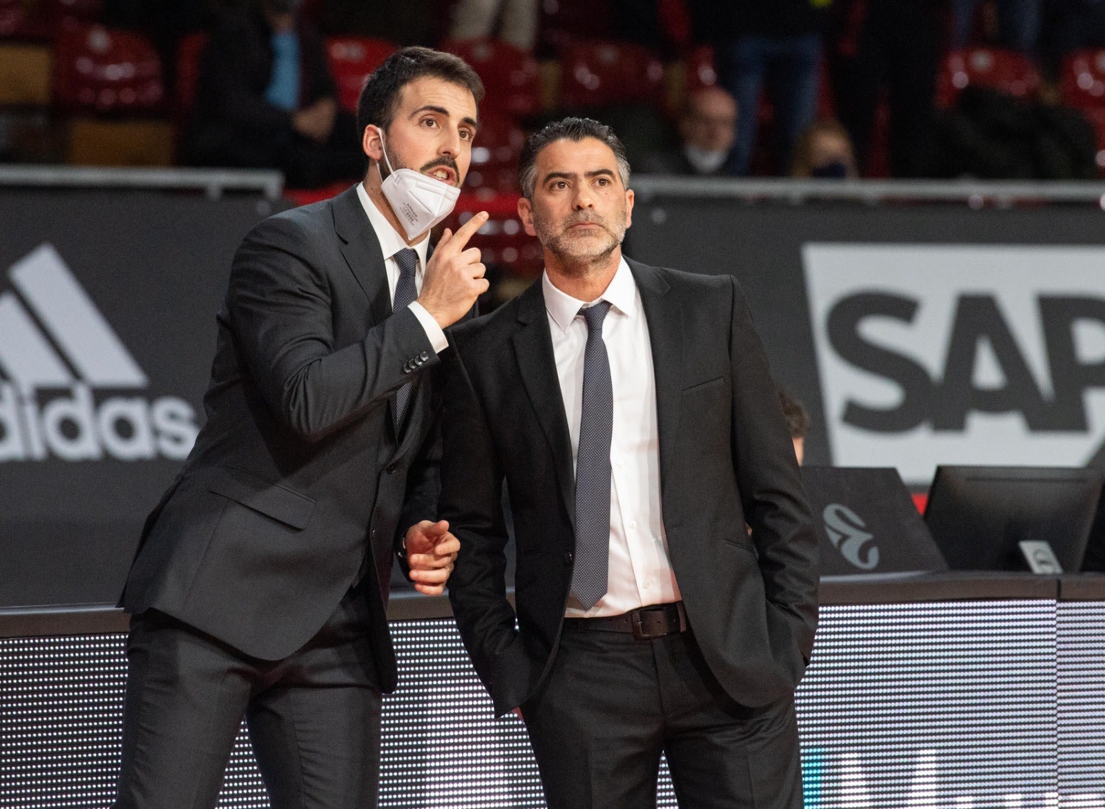 אבי אבן, נועם לוי, מאמנים זמניים של מכבי תל אביב