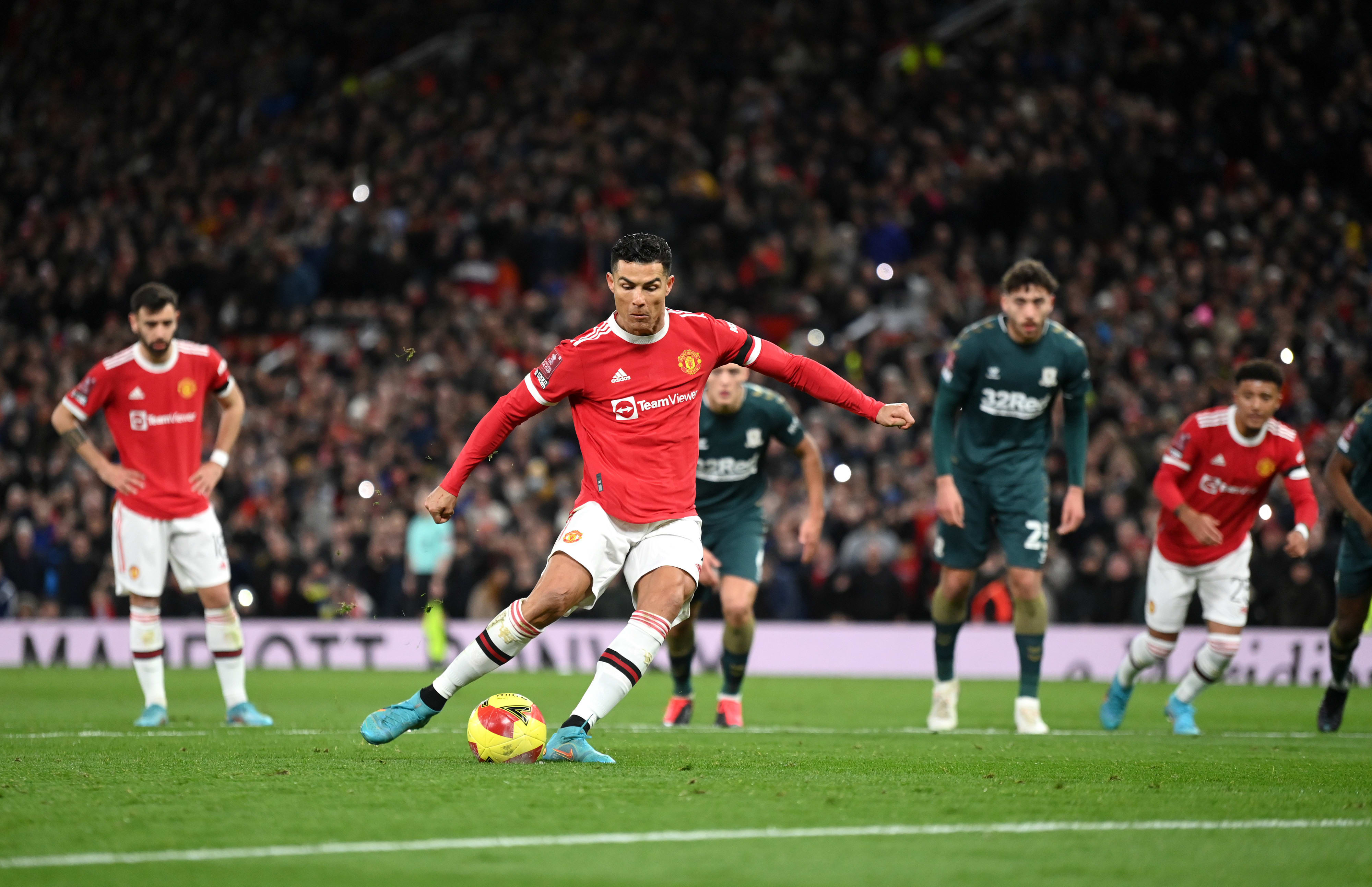 כריסטיאנו רונאלדו אחרי החמצת פנדל במשחק של מנצ'סטר יונייטד נגד מידלסברו