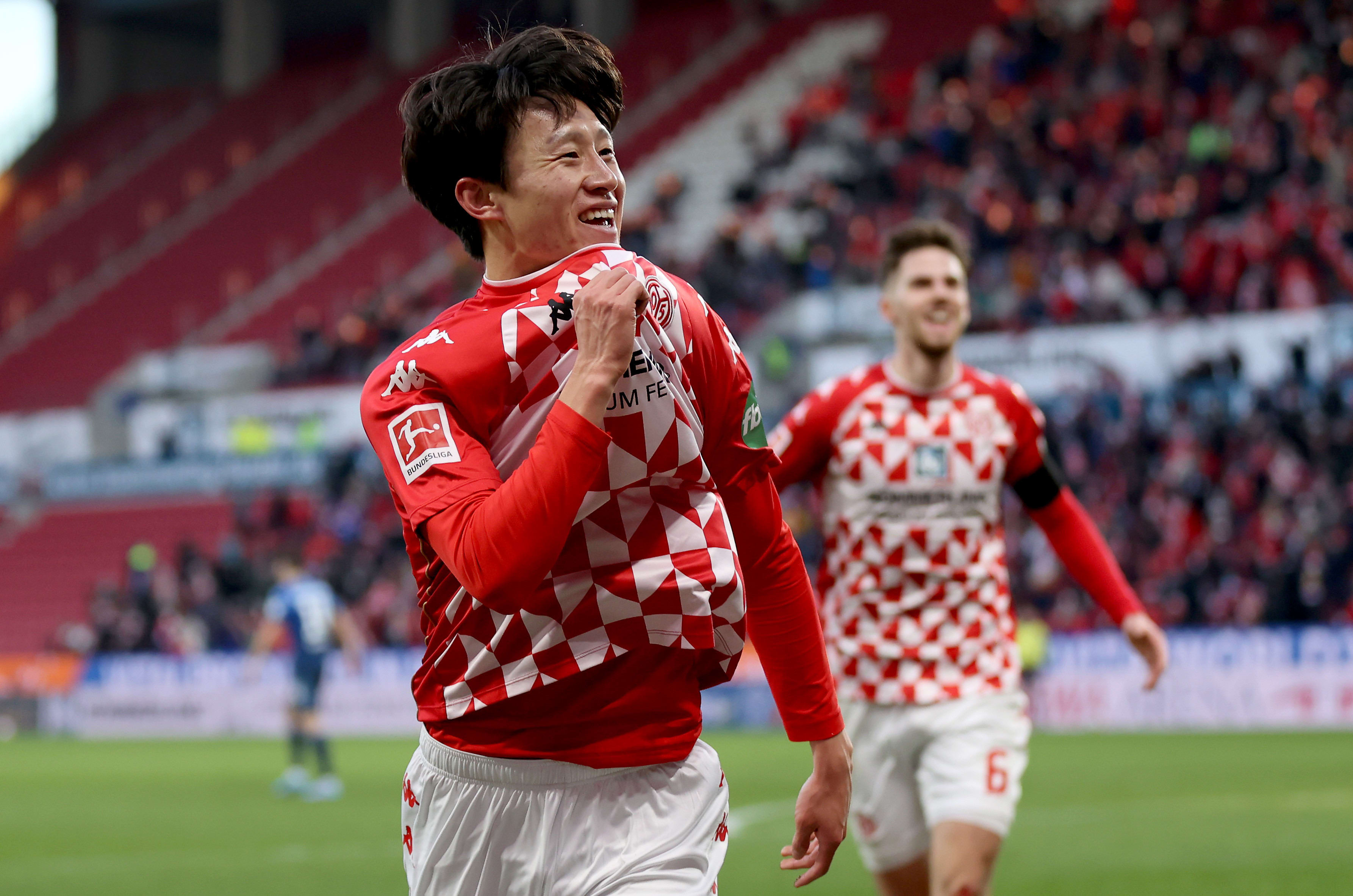 לי ז'ה סונג שחקן מיינץ