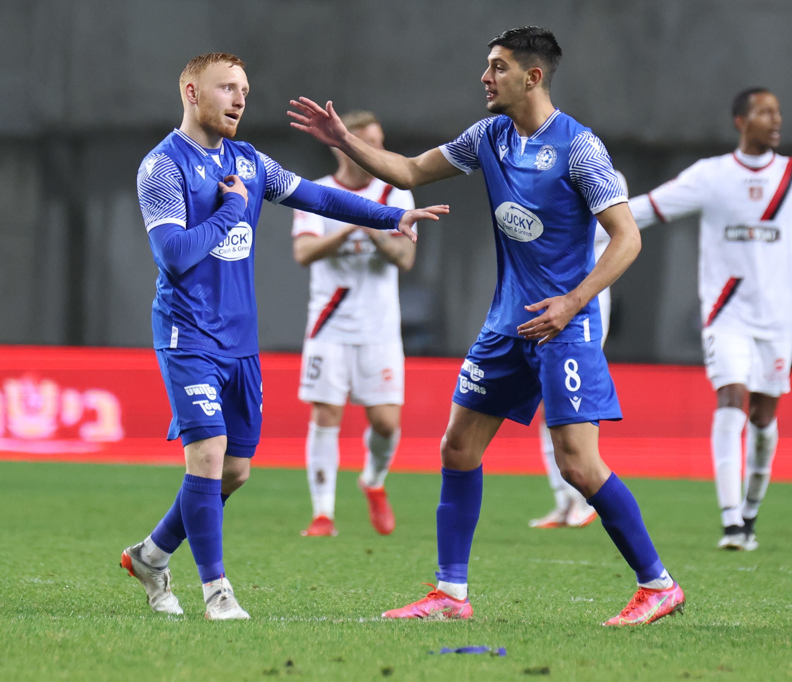 שחקני מכבי פתח תקוה עמית מאיר, עידו שחר