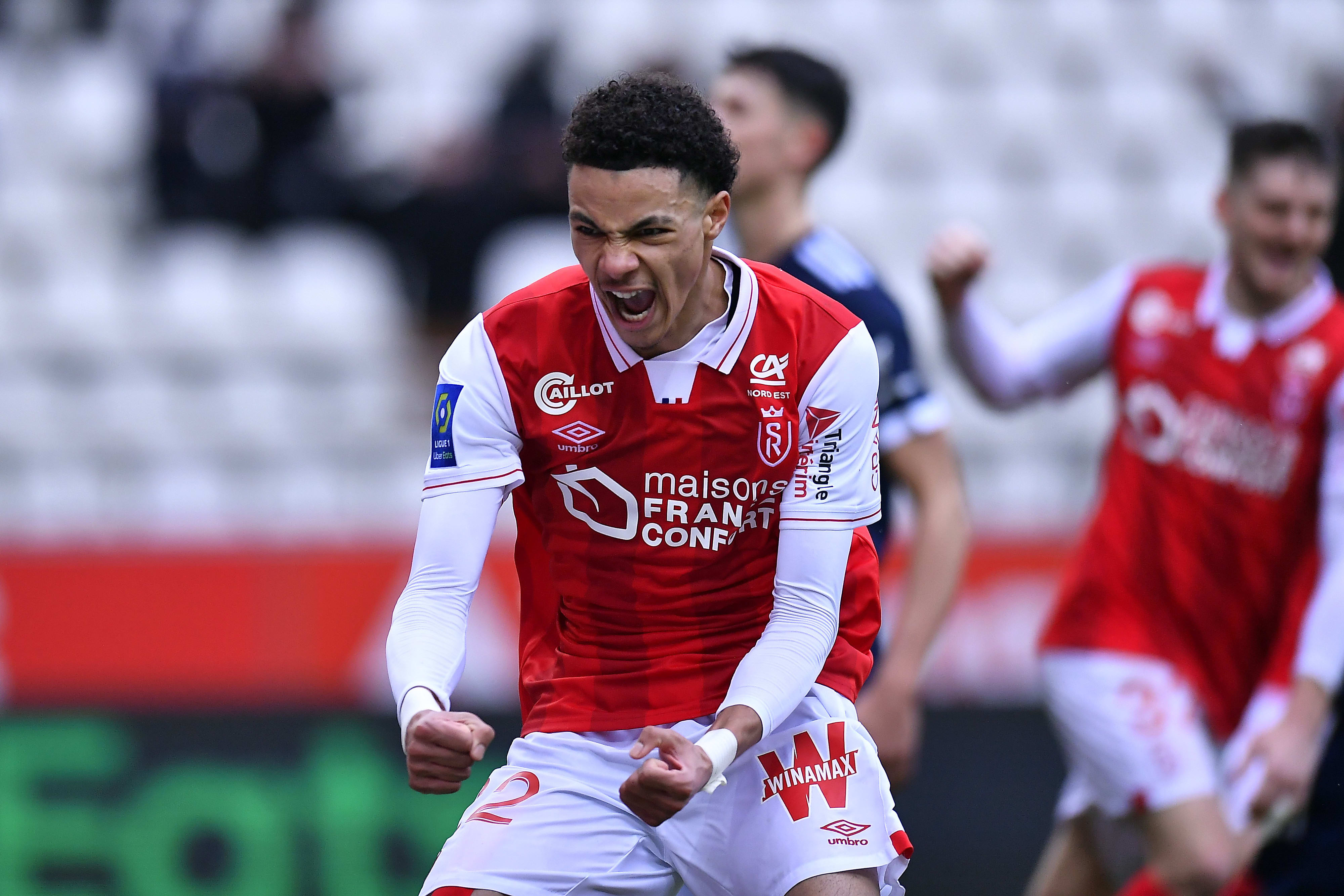 הוגו אקיטיקה שחקן ריימס חוגג שער