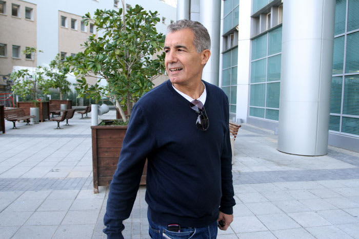 שחקן העבר ויקי פרץ