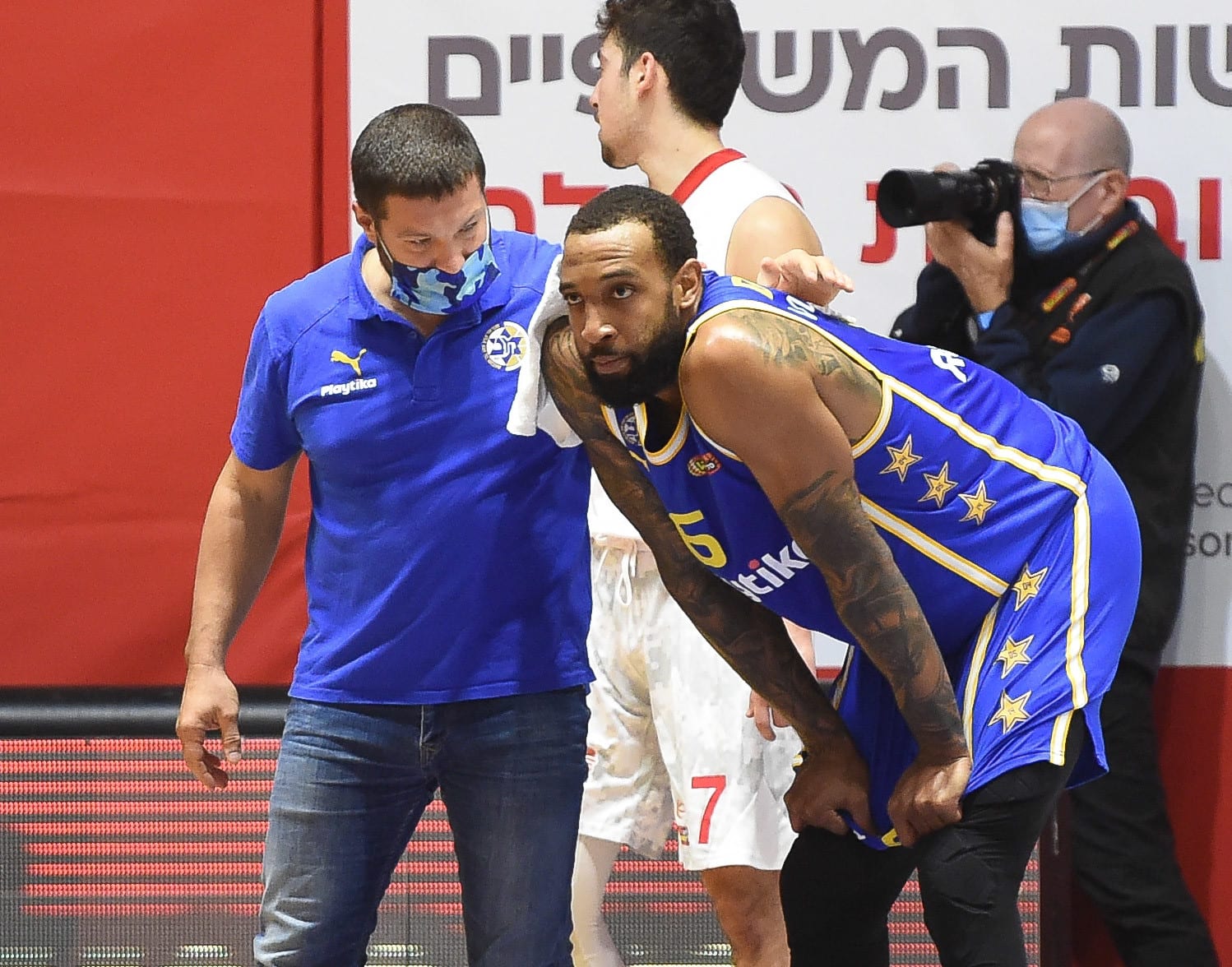 שחקן מכבי תל אביב דרק וויליאמס