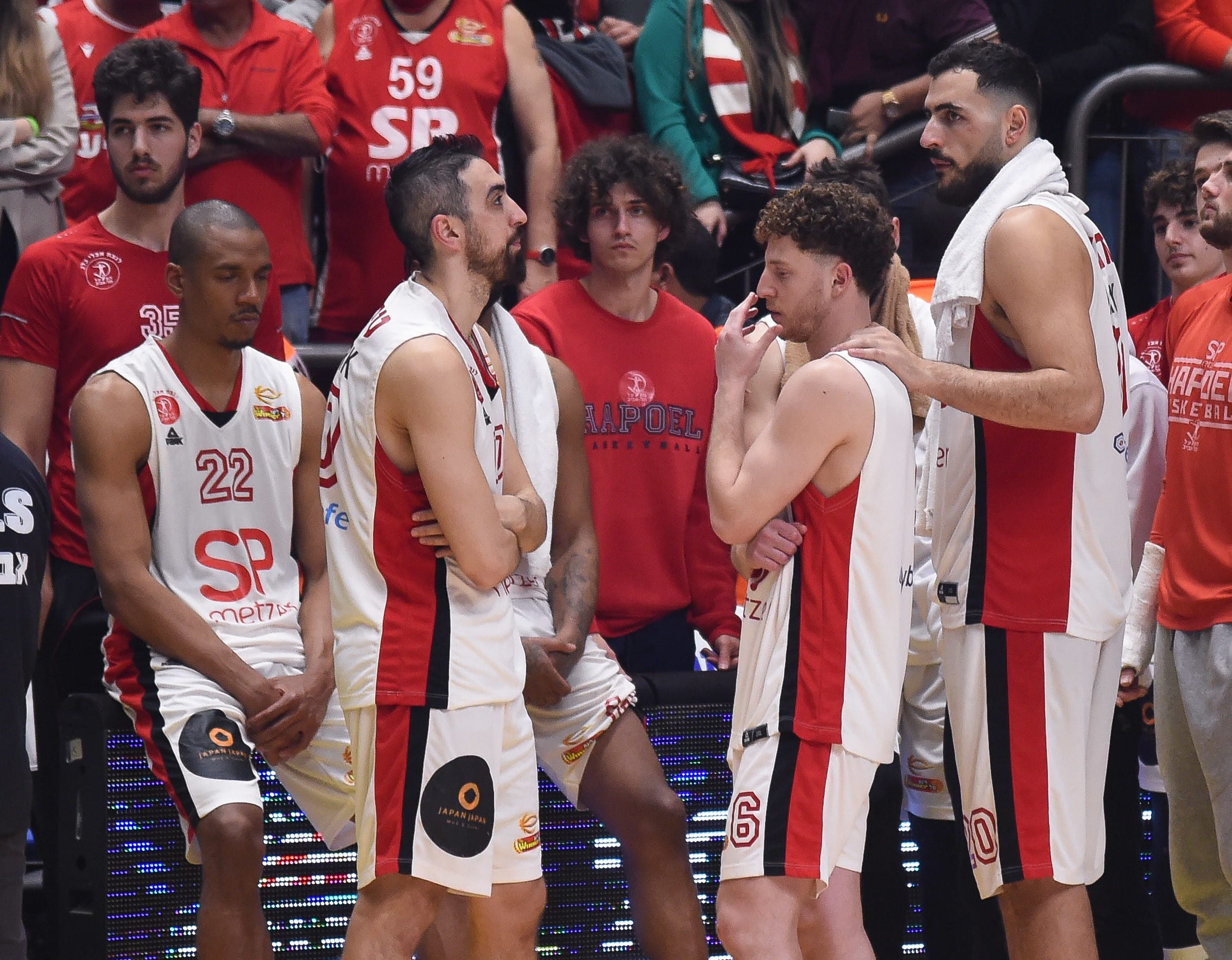 שחקני הפועל תל אביב בר טימור, גיל בני, עידן זלמנסון