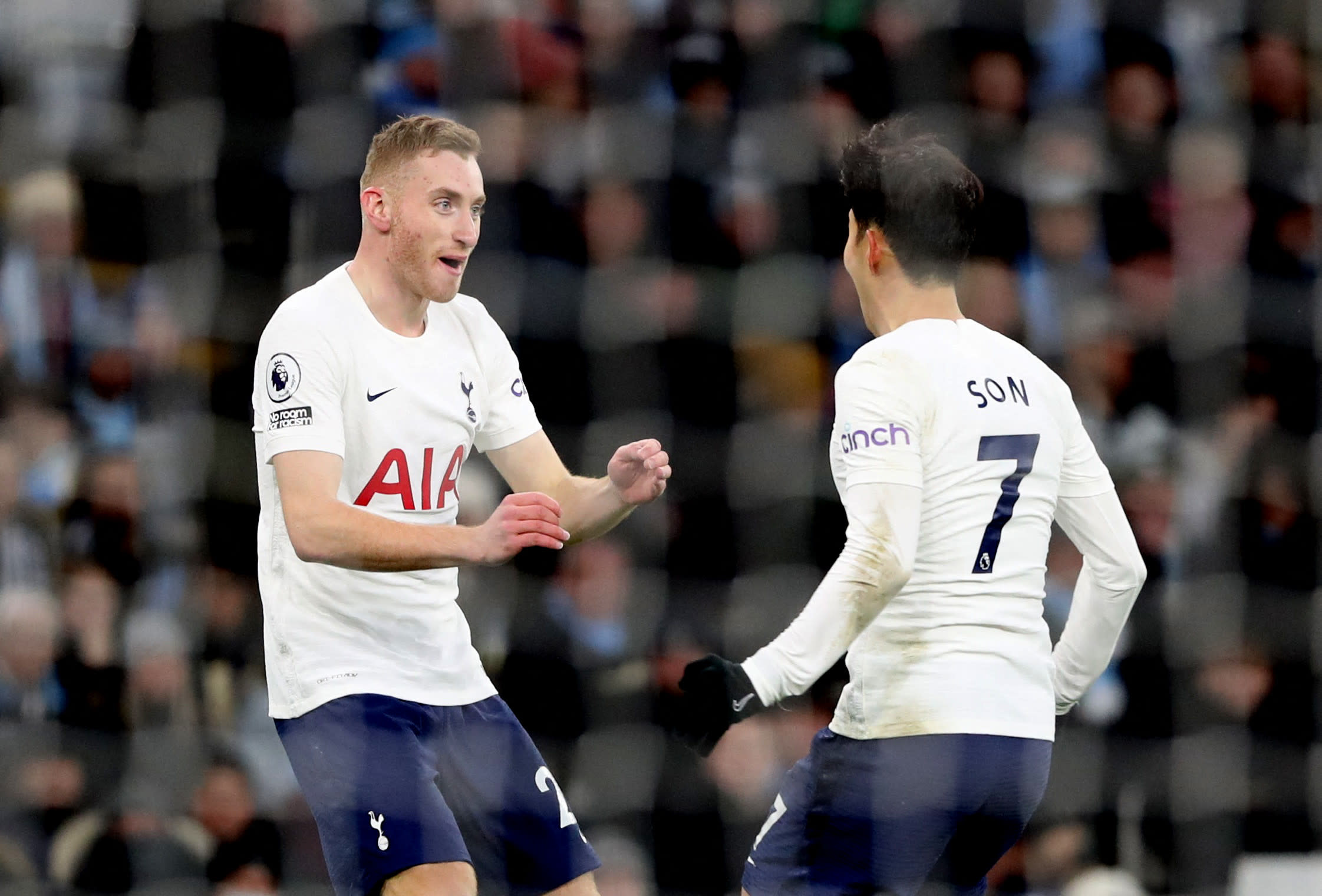 Diane Kolosevsky celebrates with Jung Min Sun, Tottenham players