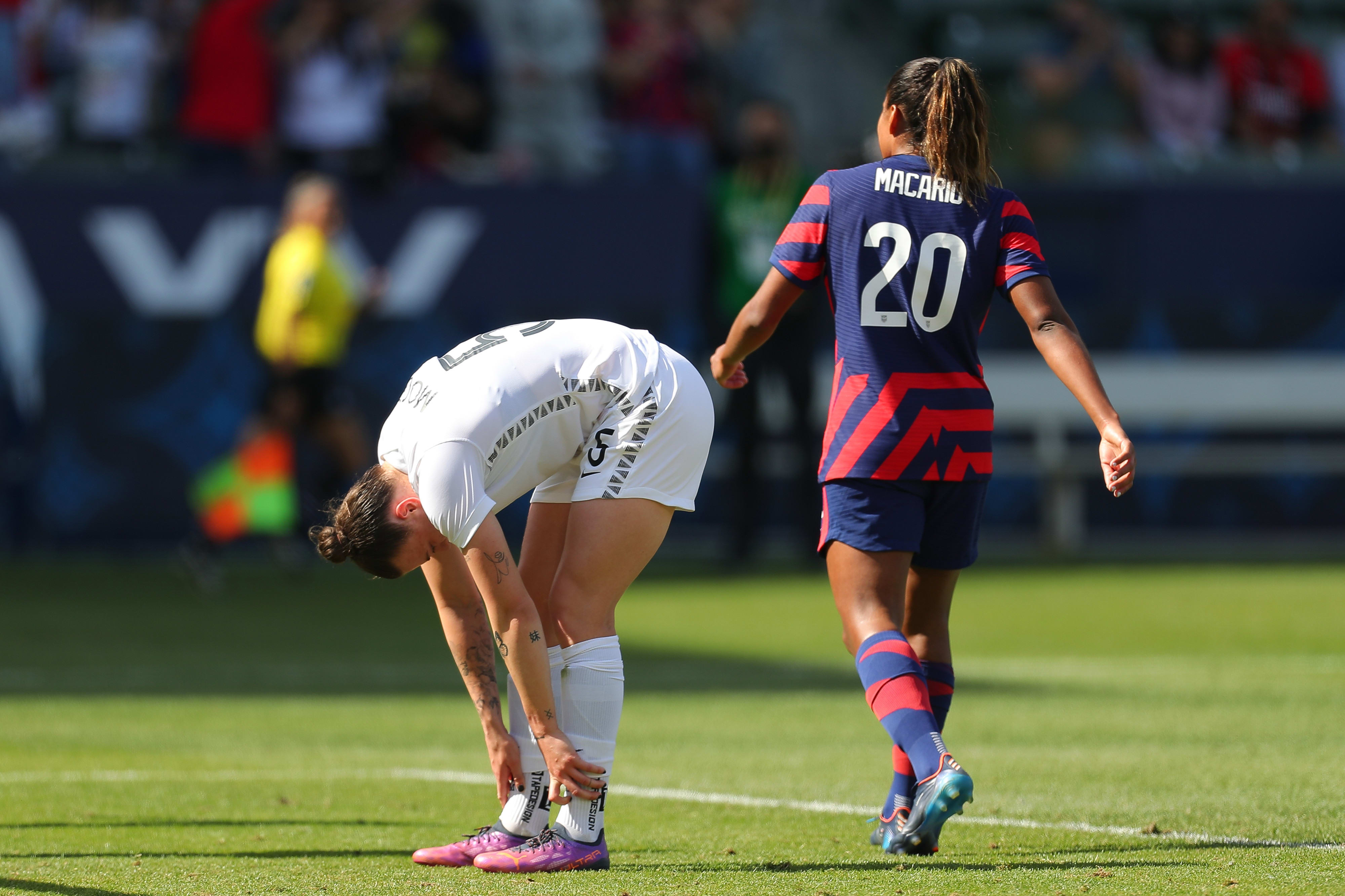 מייקיילה מור שחקנית נבחרת ניו זילנד