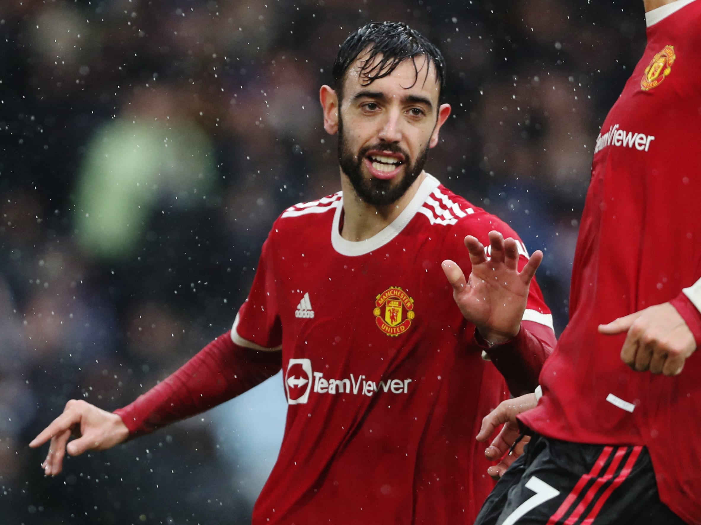 ברונו פרננדש שחקן מנצ'סטר יונייטד חוגג שער