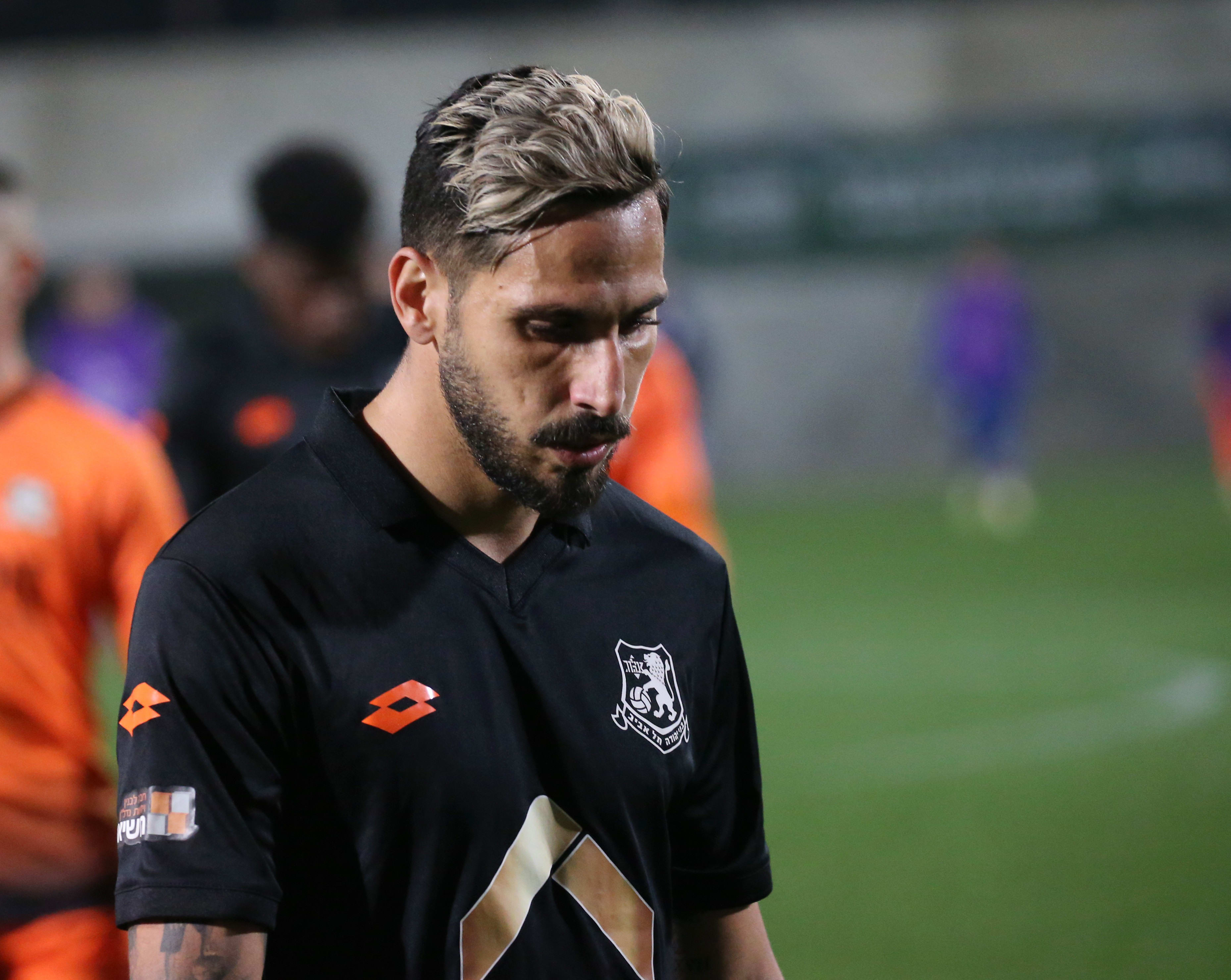 שחקן בני יהודה אלמוג בוזגלו