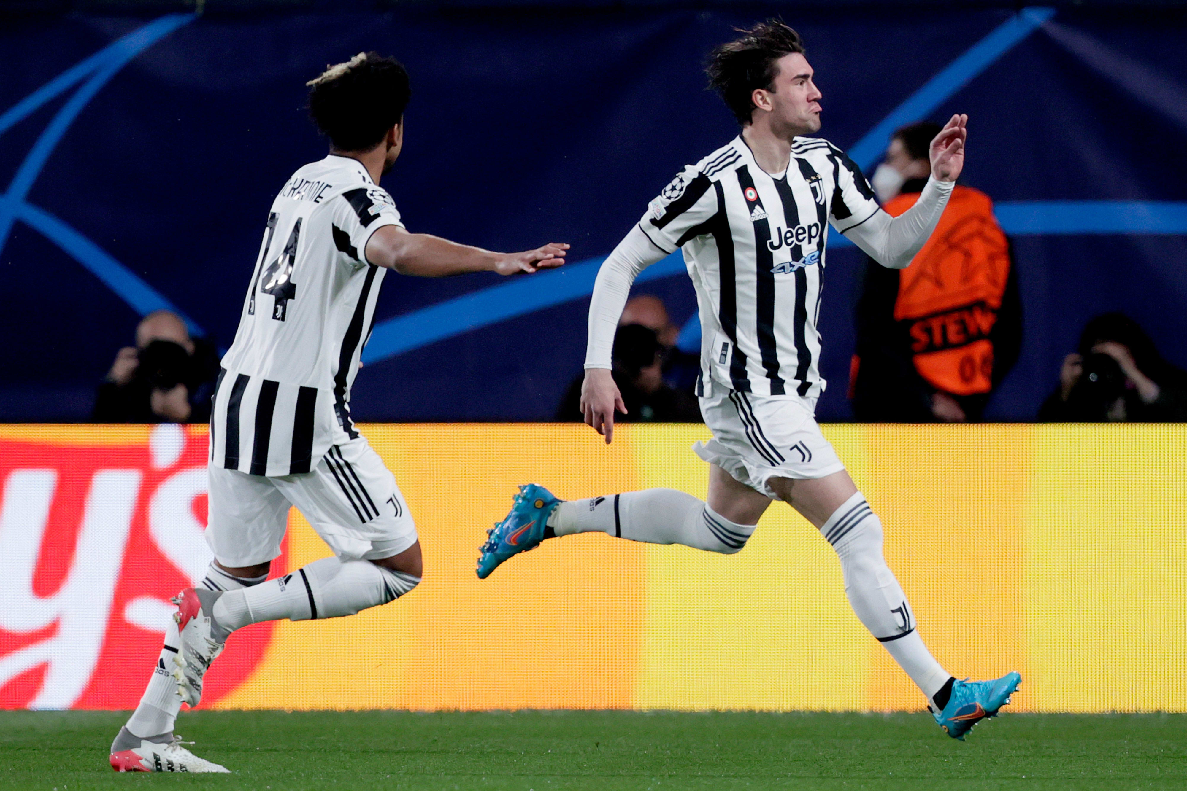 דושאן ולאחוביץ', חלוץ יובנטוס