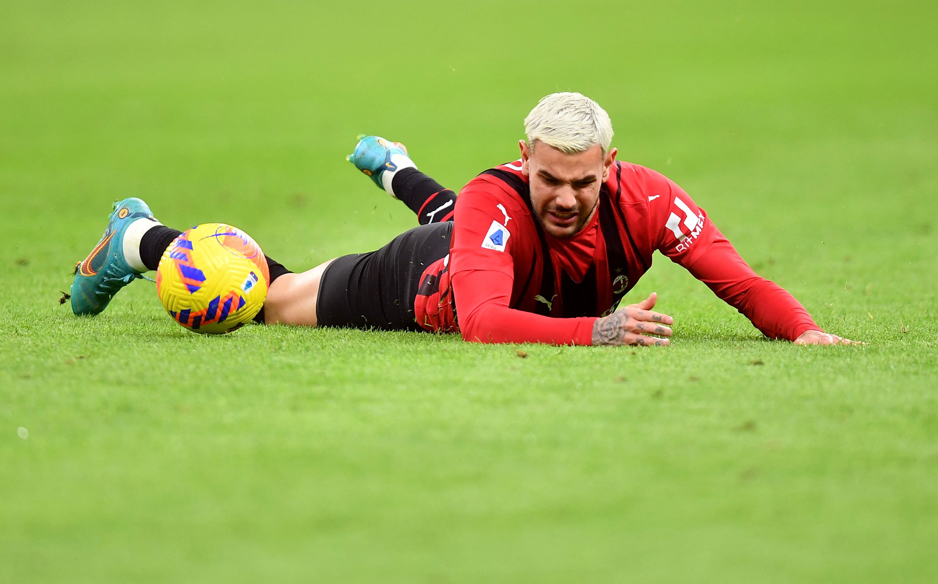 תאו הרננדז שחקן מילאן