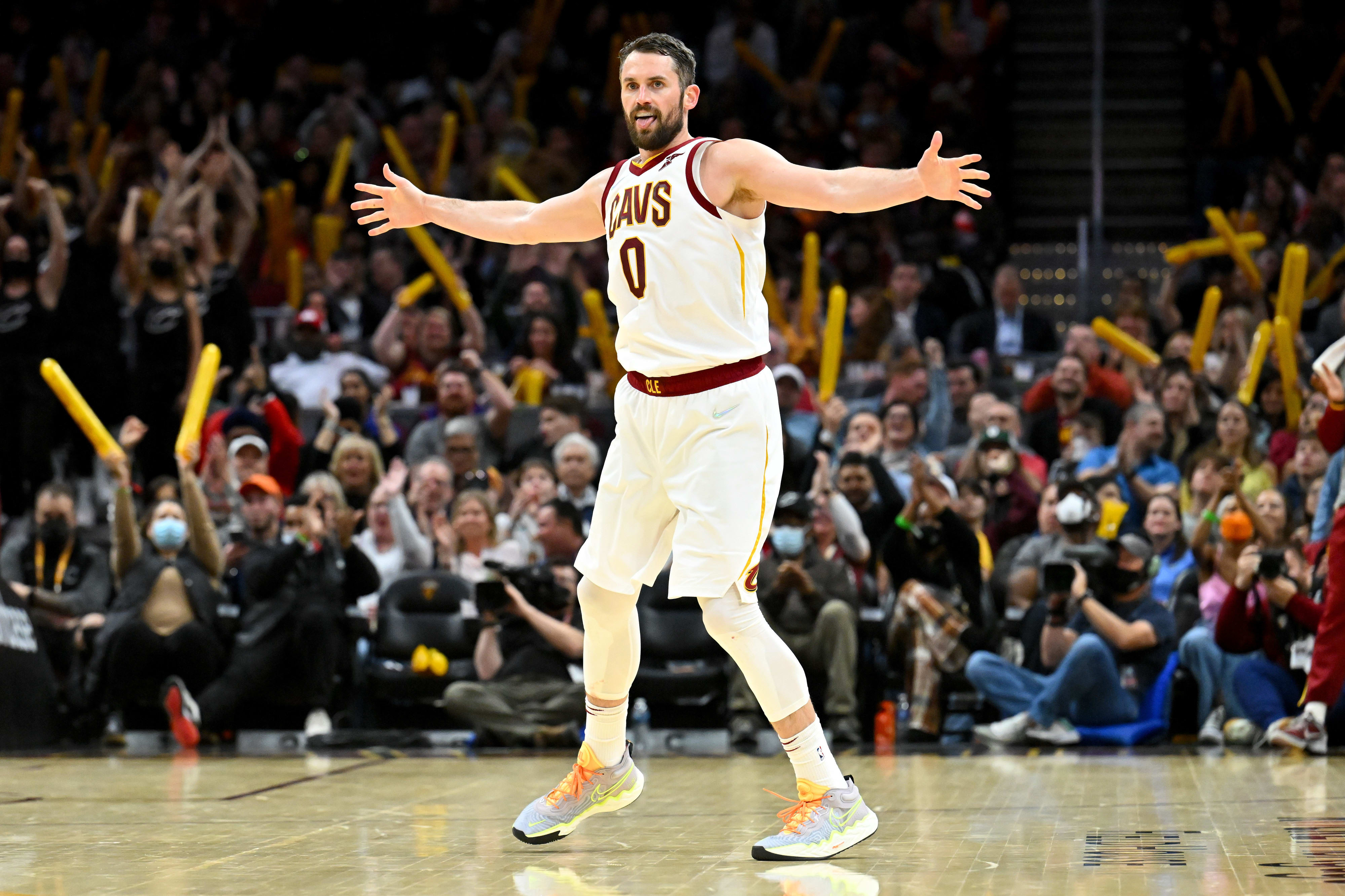 קווין לאב, קליבלנד קאבלירס