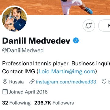חשבון הטוויטר של דניל מדבדב ללא דגל רוסיה
