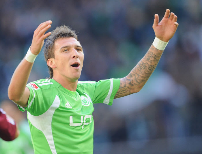 מריו מנדז'וקיץ' שחקן וולפסבורג