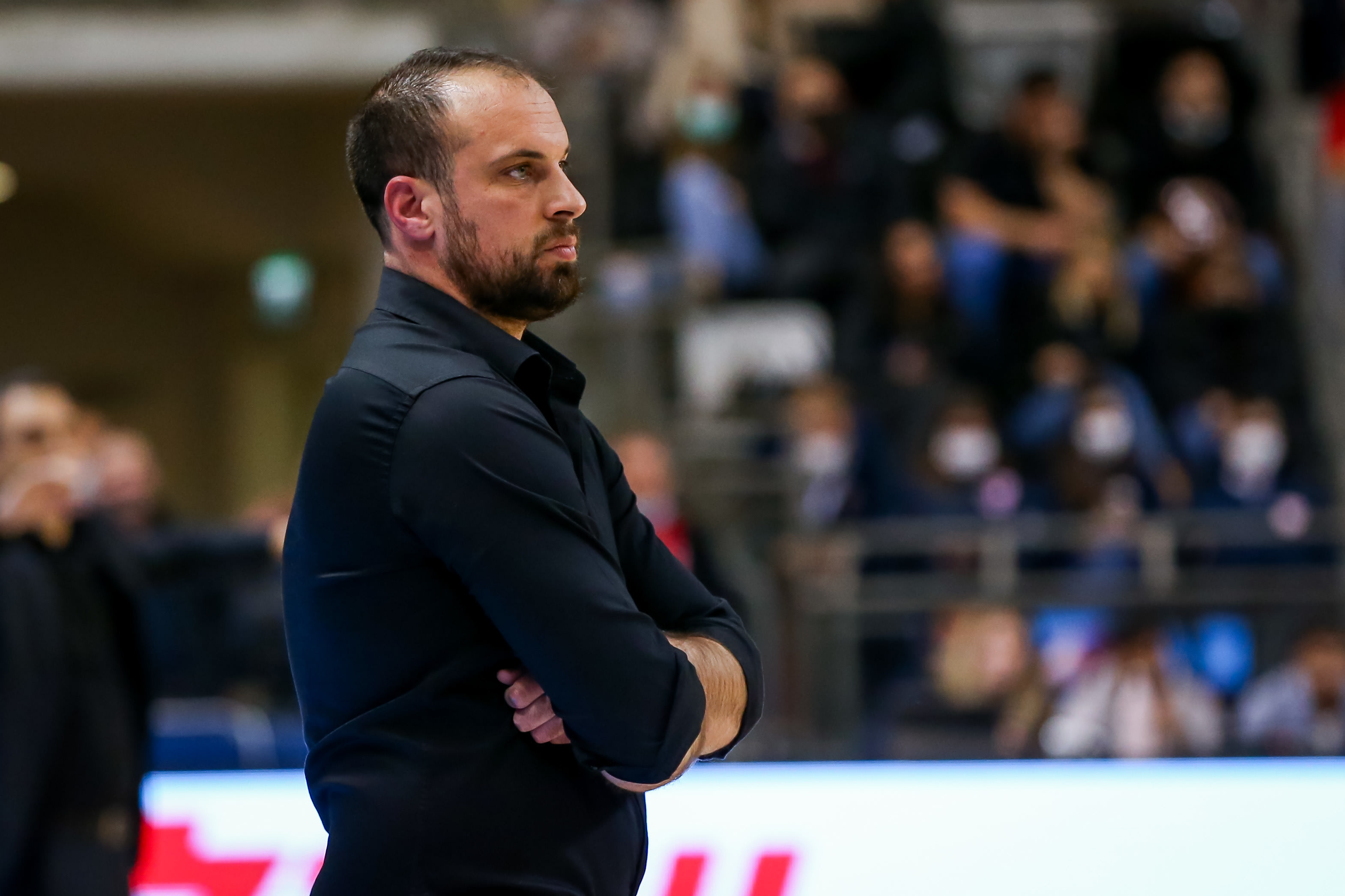 מאמן הפועל ירושלים יותם הלפרין