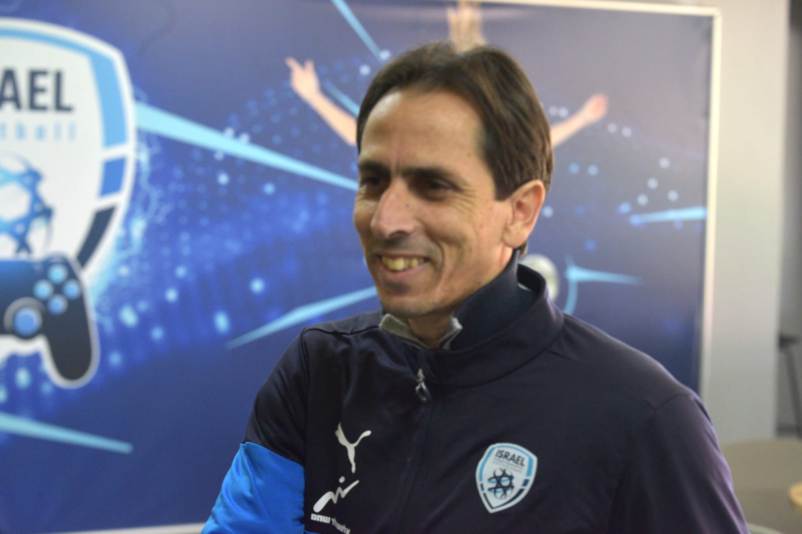 יוסי בניון המנהל המקצועי של נבחרת ישראל