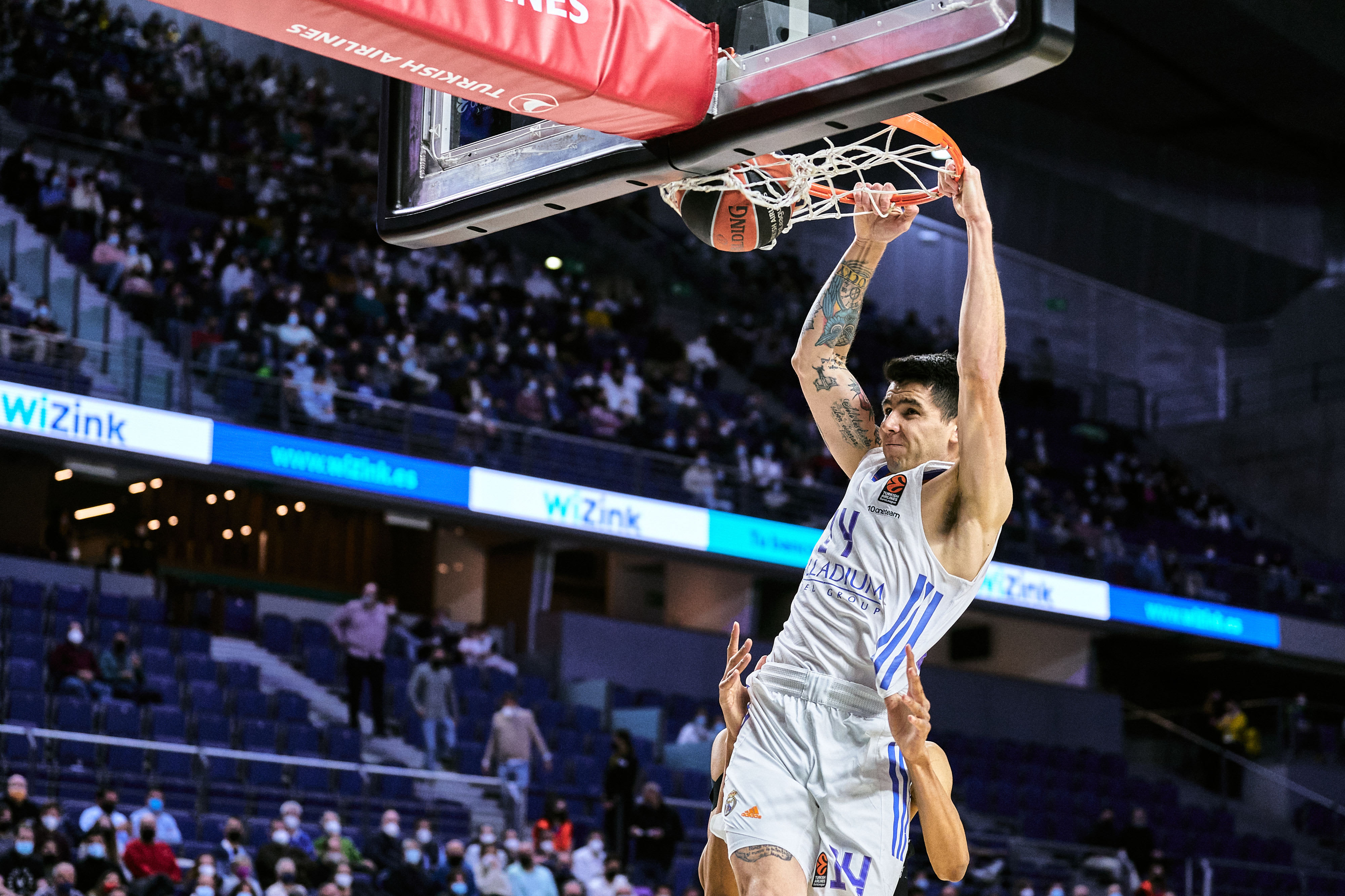 גבריאל דק שחקן ריאל מדריד