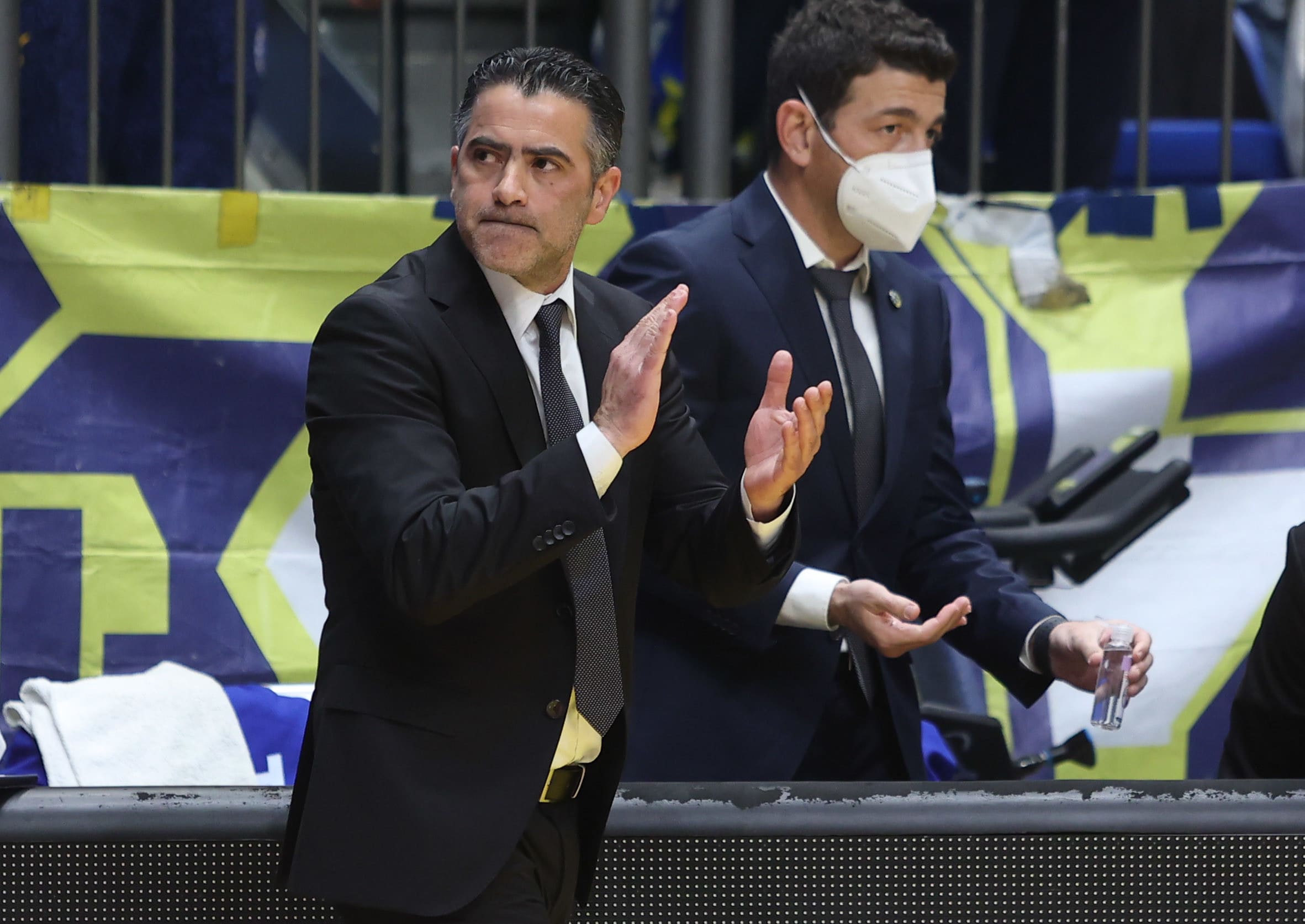 מאמן מכבי תל אביב אבי אבן