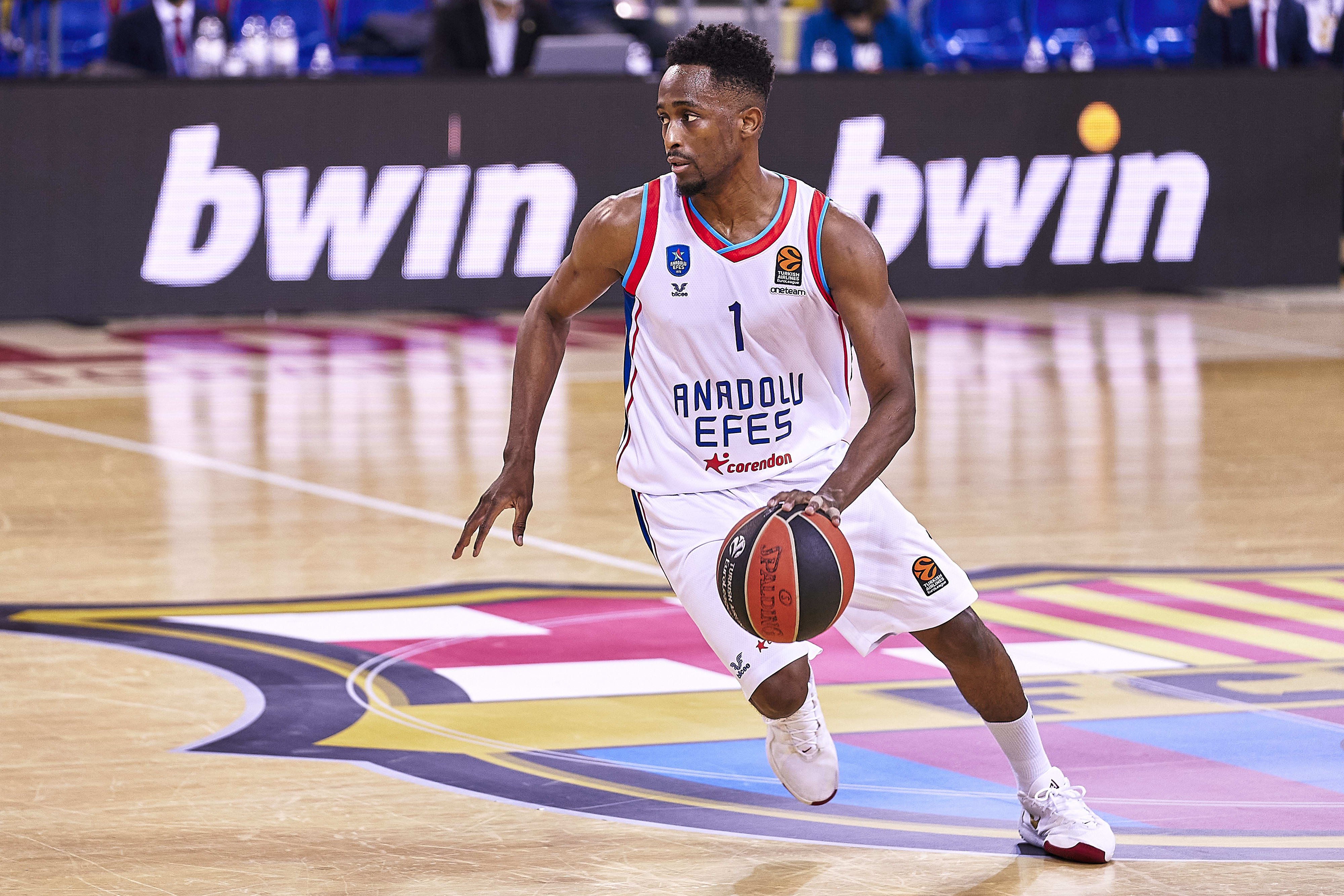 רודריג בובואה שחקן אנאדולו אפס