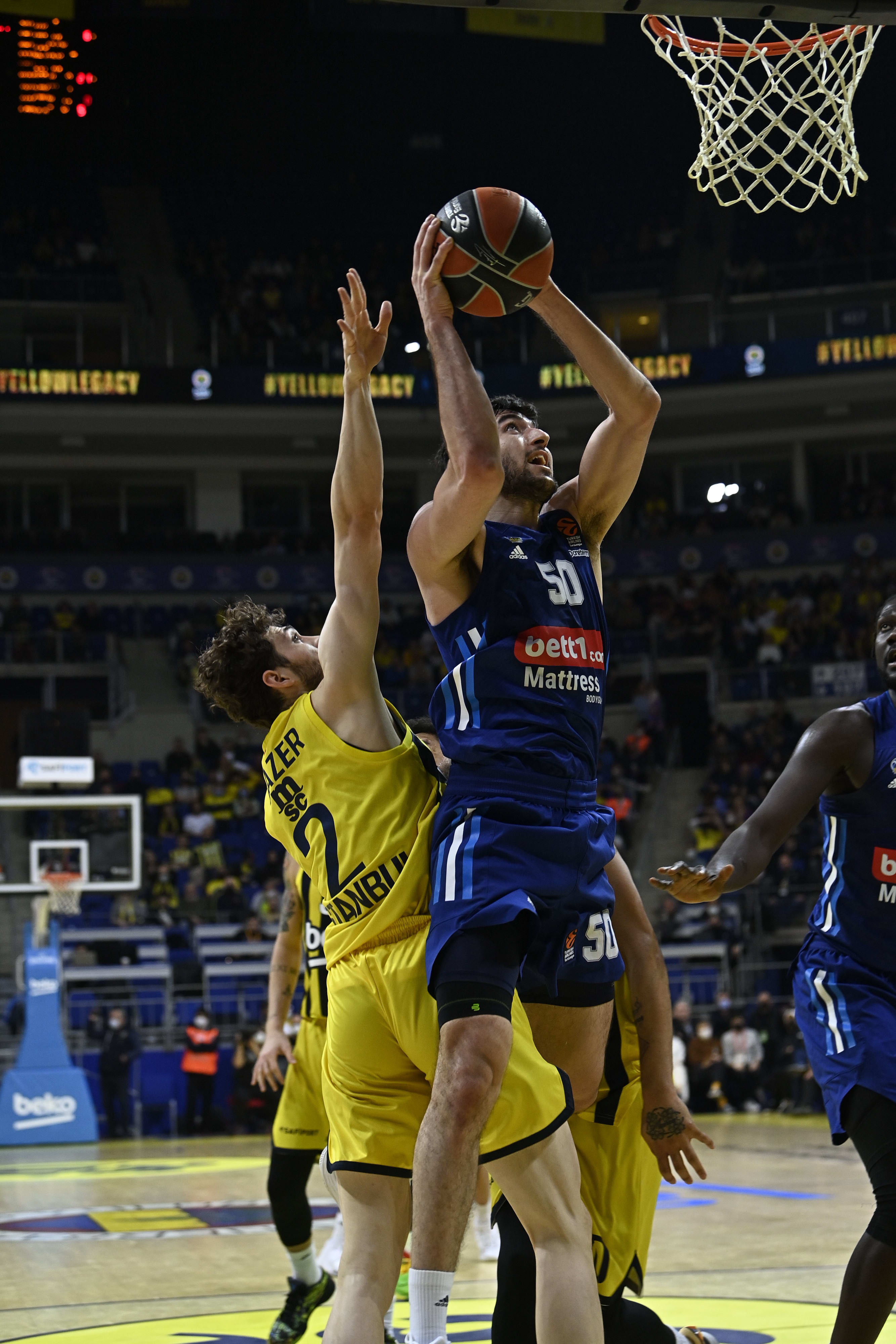 יובל זוסמן, אלבה ברלין