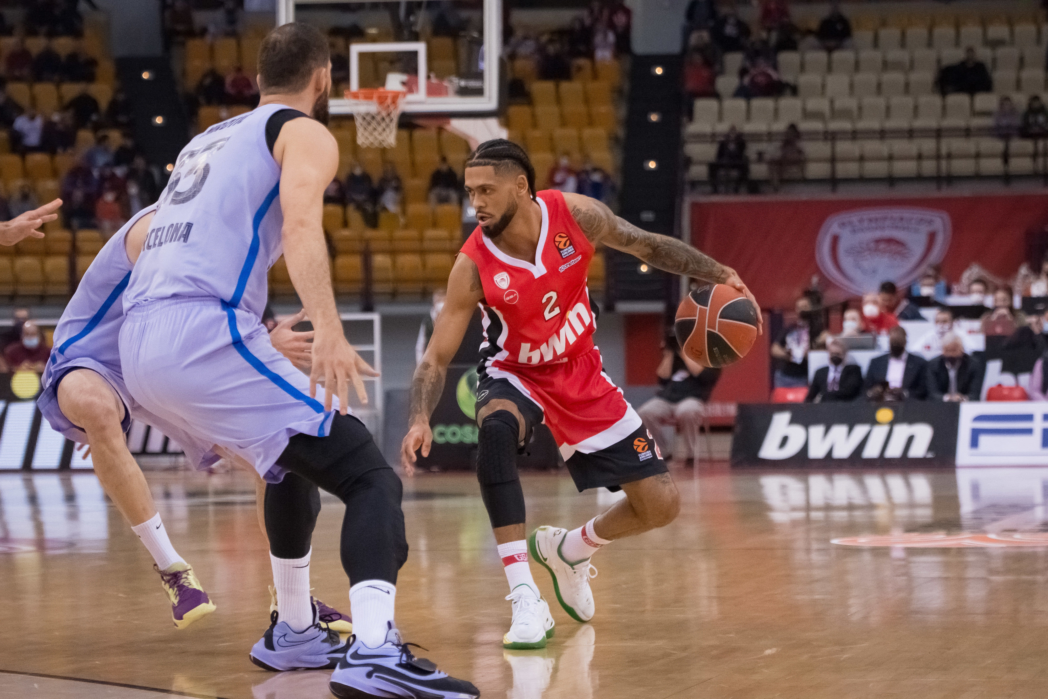 טיילר דורסי שחקן אולימפיאקוס