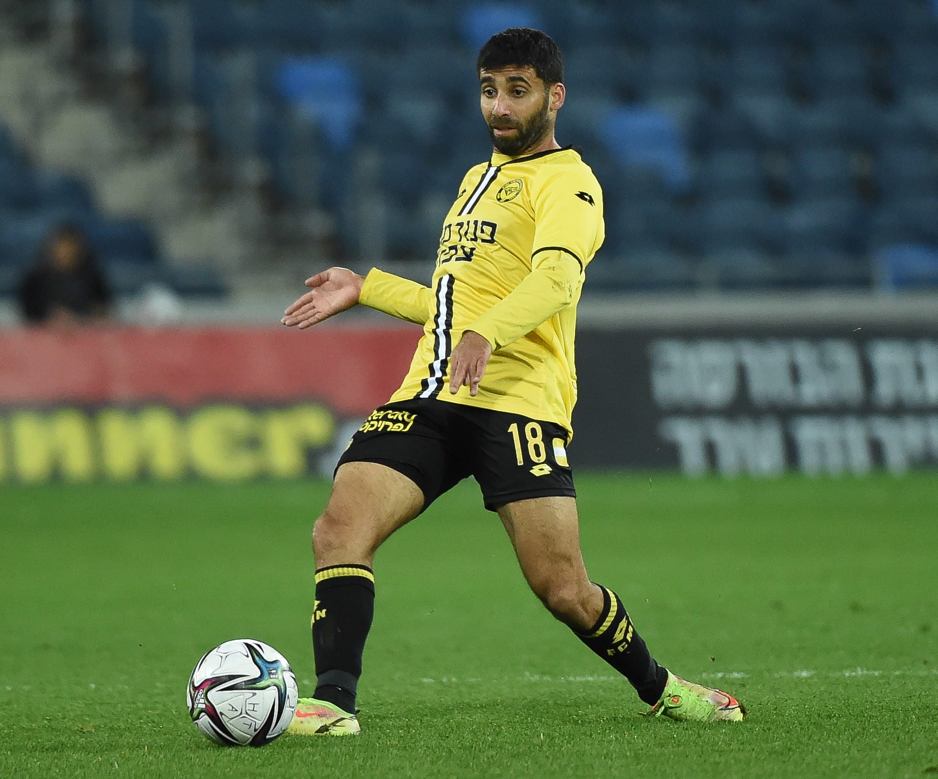 חן עזרא, שחקן מכבי נתניה