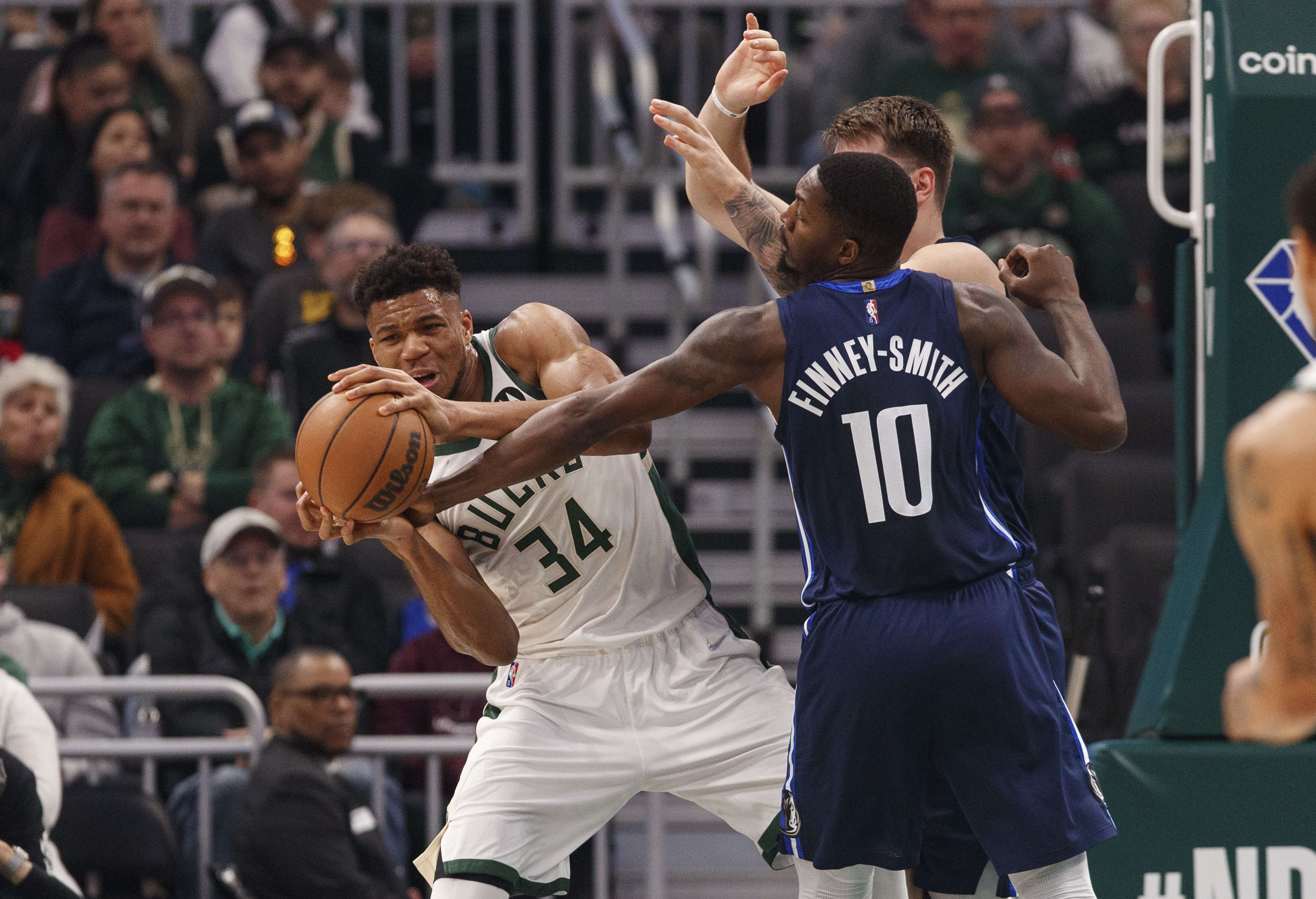 יאניס אנטטוקומפו שחקן מילווקי