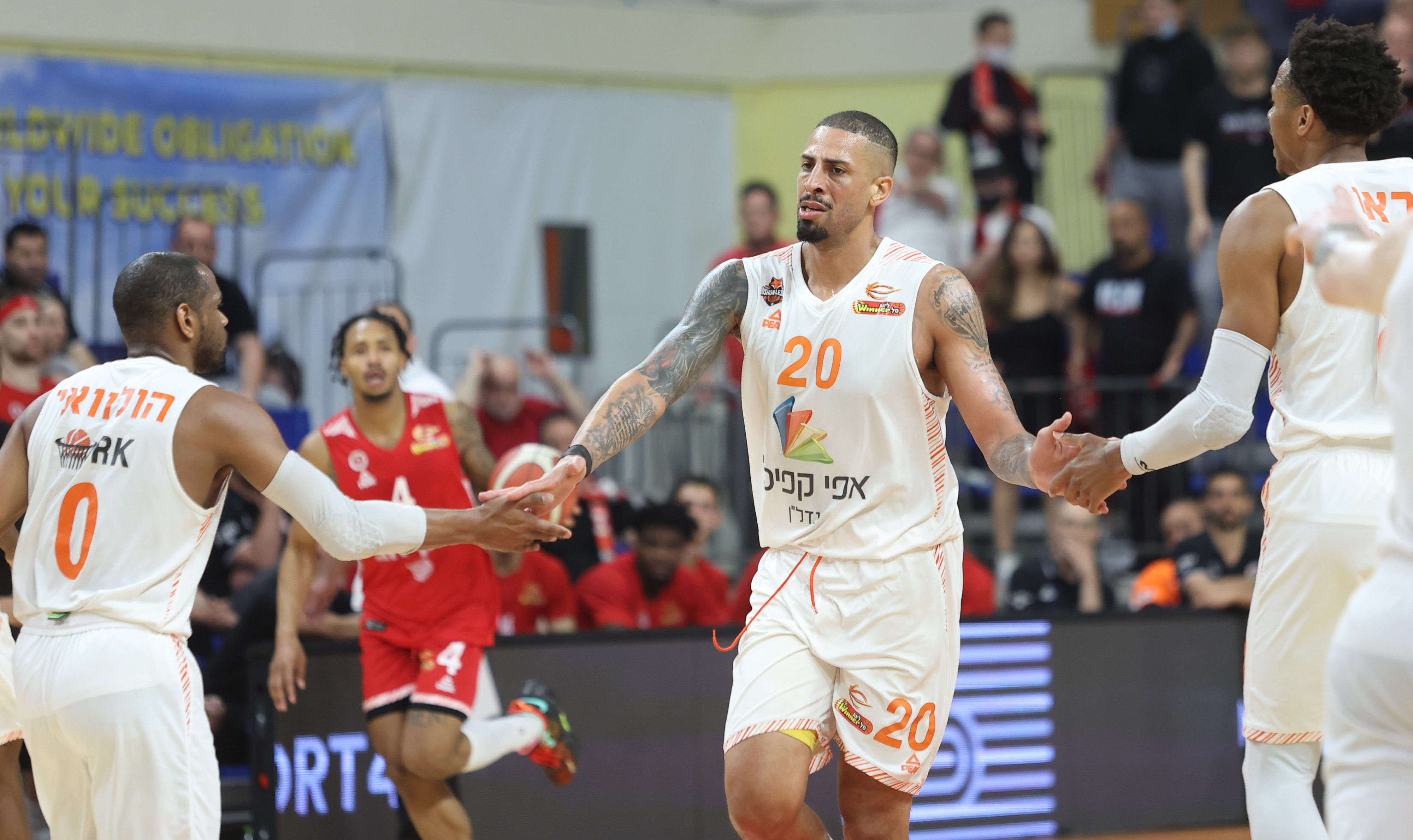 שחקני מכבי ראשון לציון, דיימון סימפסון, טו הולוואי