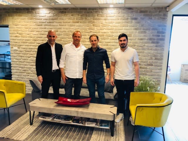 גדי דקל מנכ"ל ניקה, שי משולם סמנכ"ל ניקה, אלי עציון &ndash; יו"ר מרכז הספורט אליצור, תום גרשונוביץ - 
מנהל פעילות ופיתוח ספורט אליצור