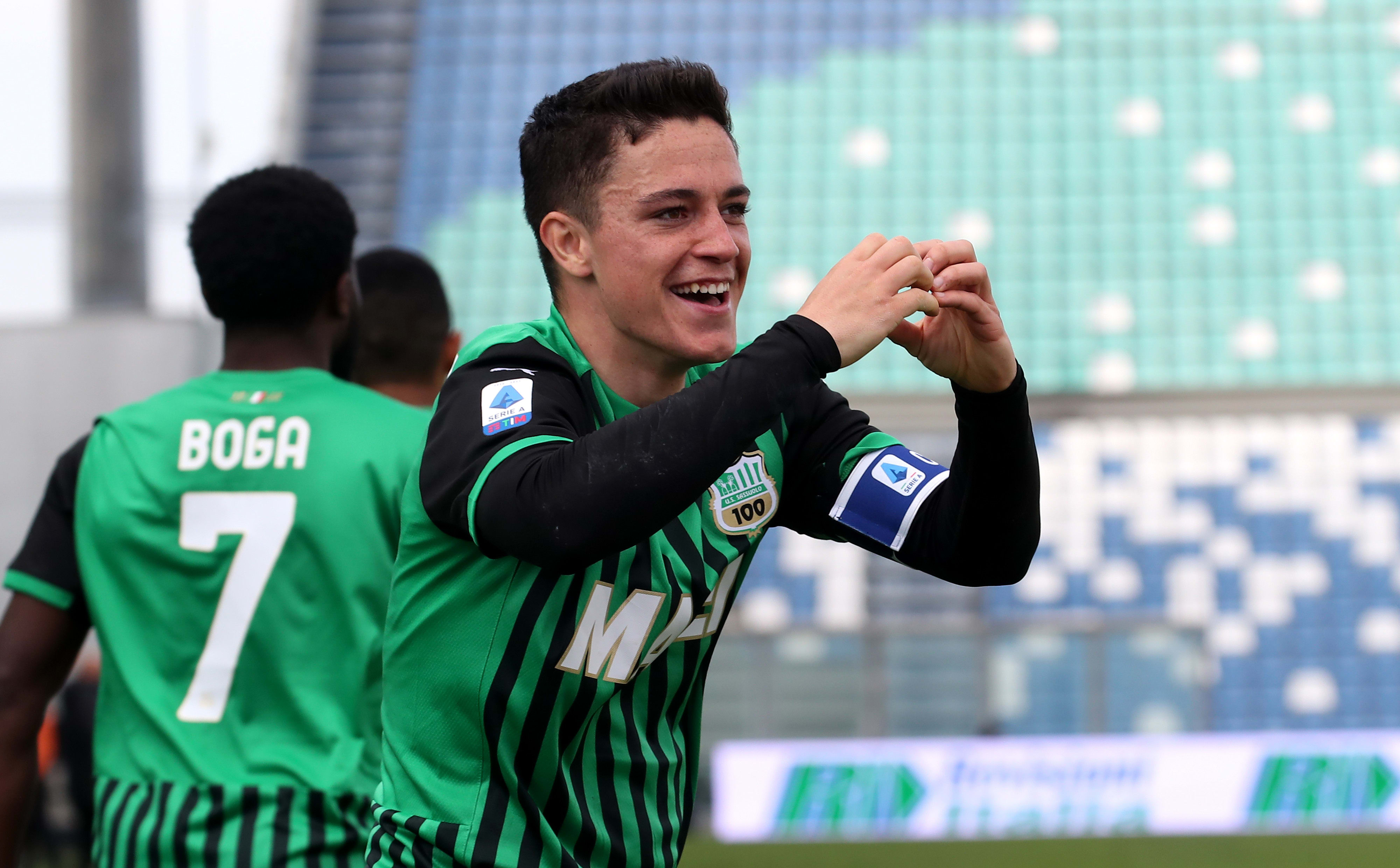 ג'אקומו רספאדורי שחקן ססואולו לאחר שער מול רומא, אפריל 2021