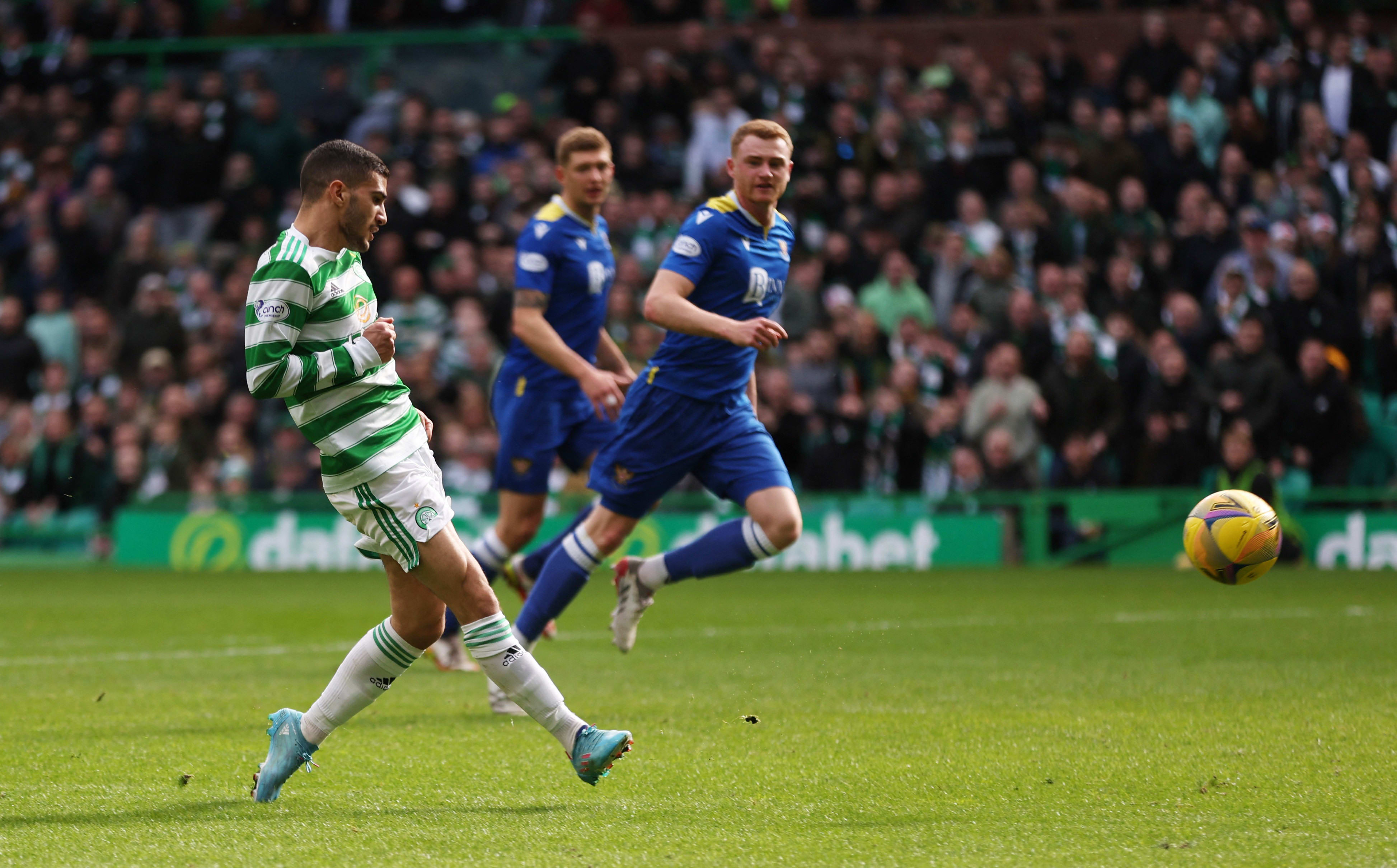 ליאל עבדה שחקן סלטיק כובש מול סט. ג'ונסטון