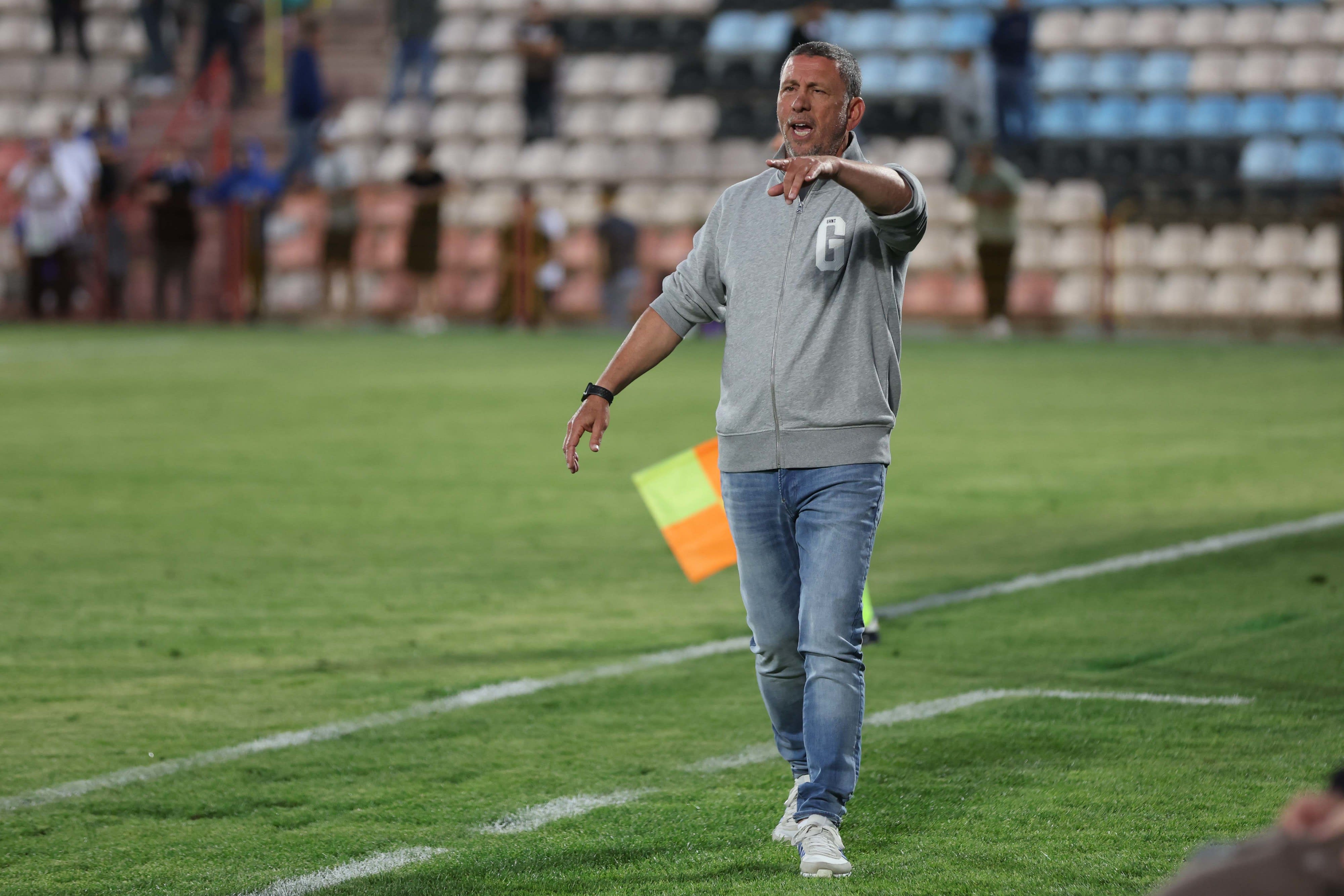 מאמן מכבי פתח תקוה ניר קלינגר