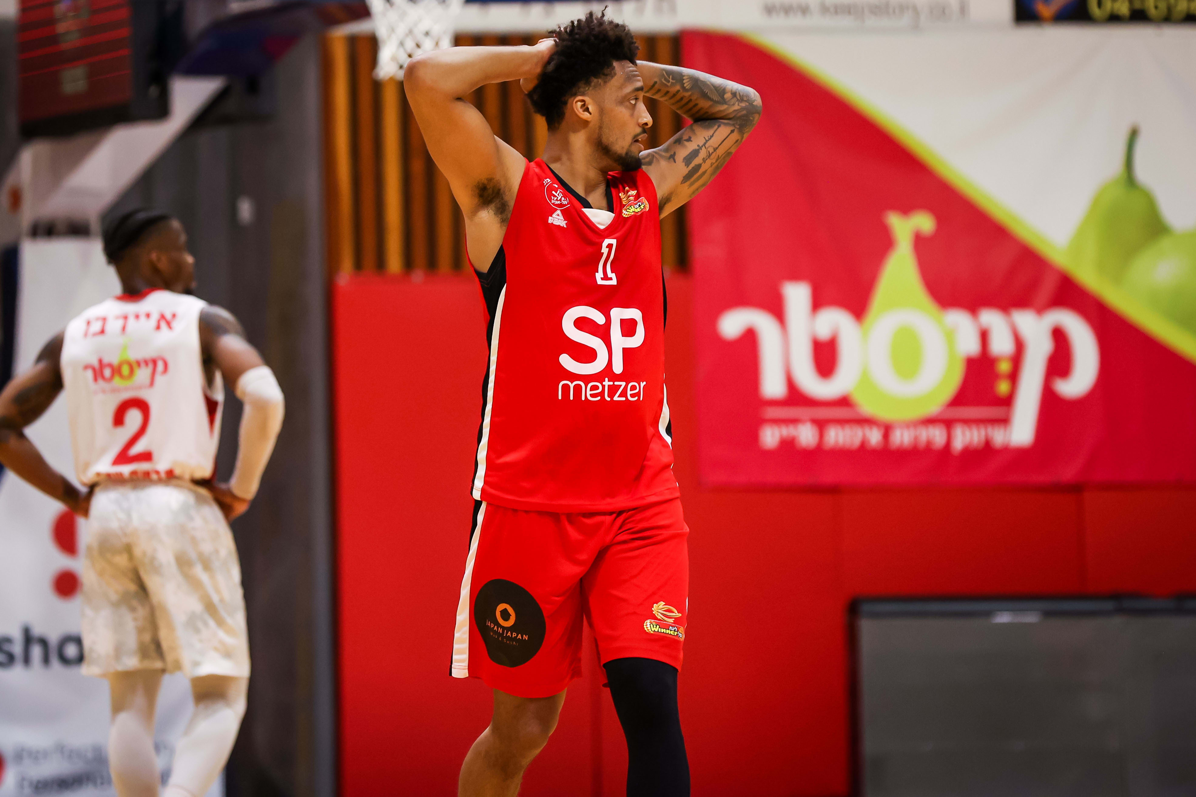 ג'יי פי טוקוטו, שחקן הפועל תל אביב