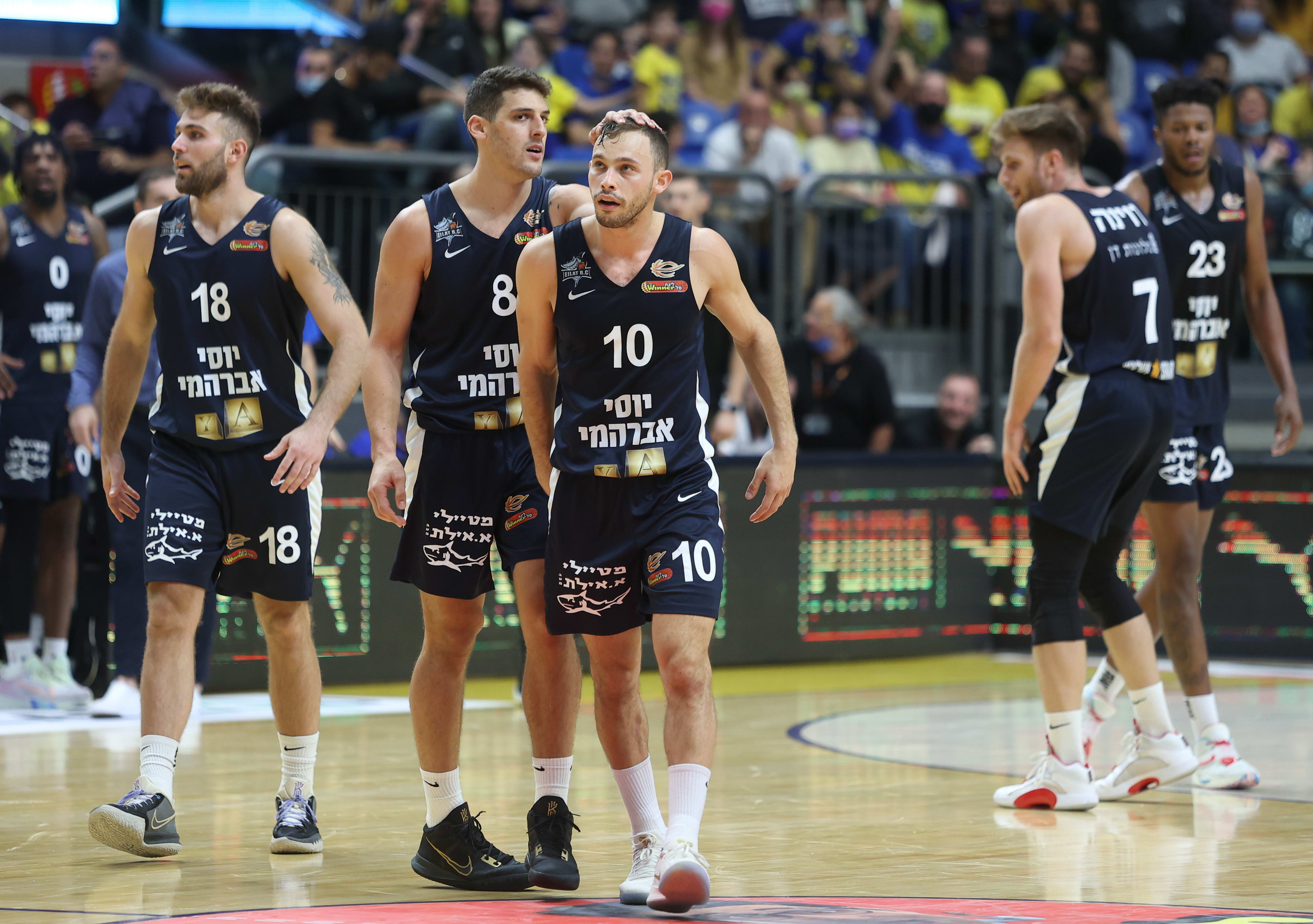 שחקני הפועל אילת, רועי הובר, חואקין שוכמן, צוף בן משה