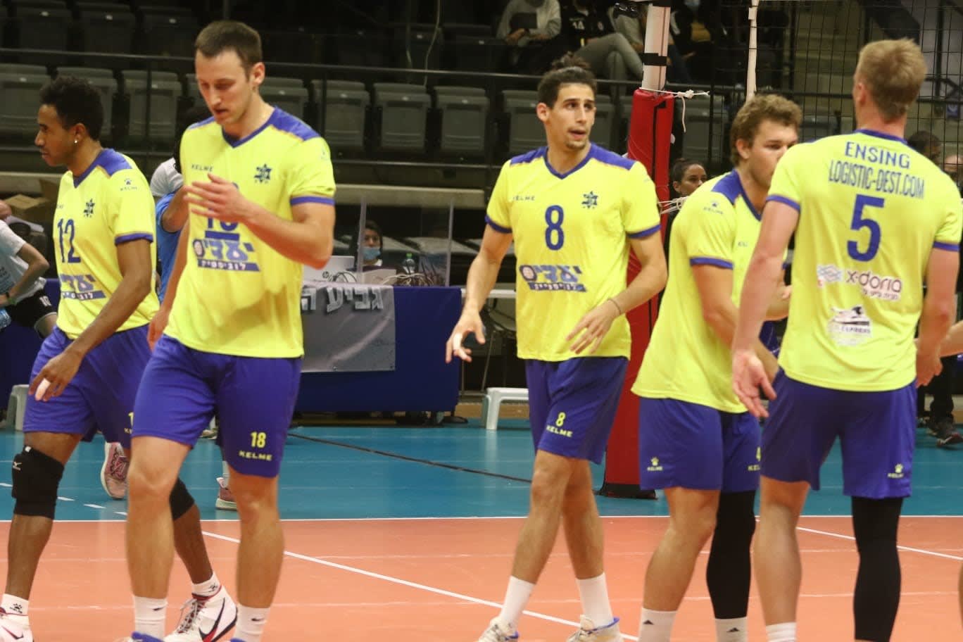 שחקני מכבי תל אביב כדורעף, גיא גניס במרכז