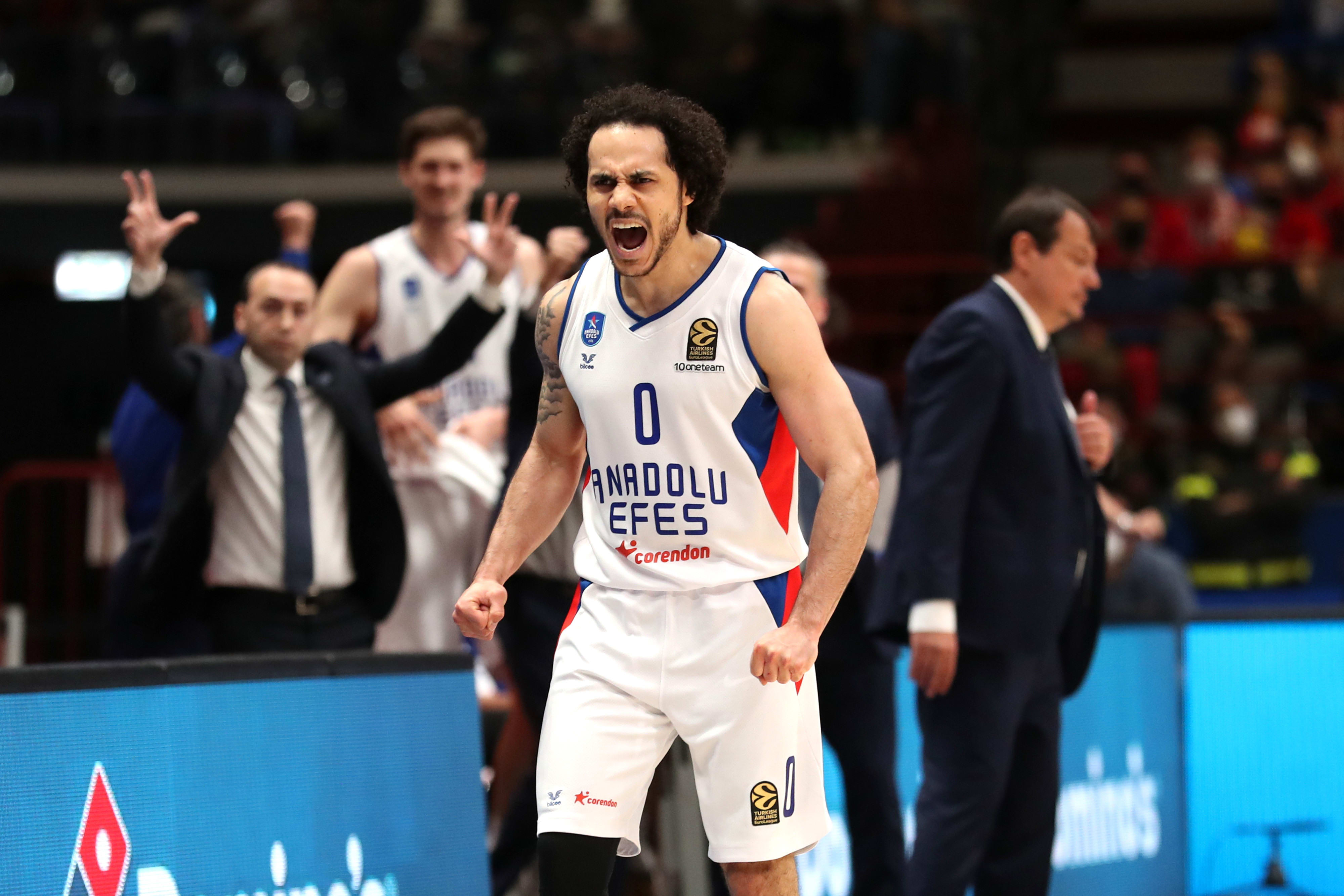 שיין לארקין שחקן אנאדולו אפס