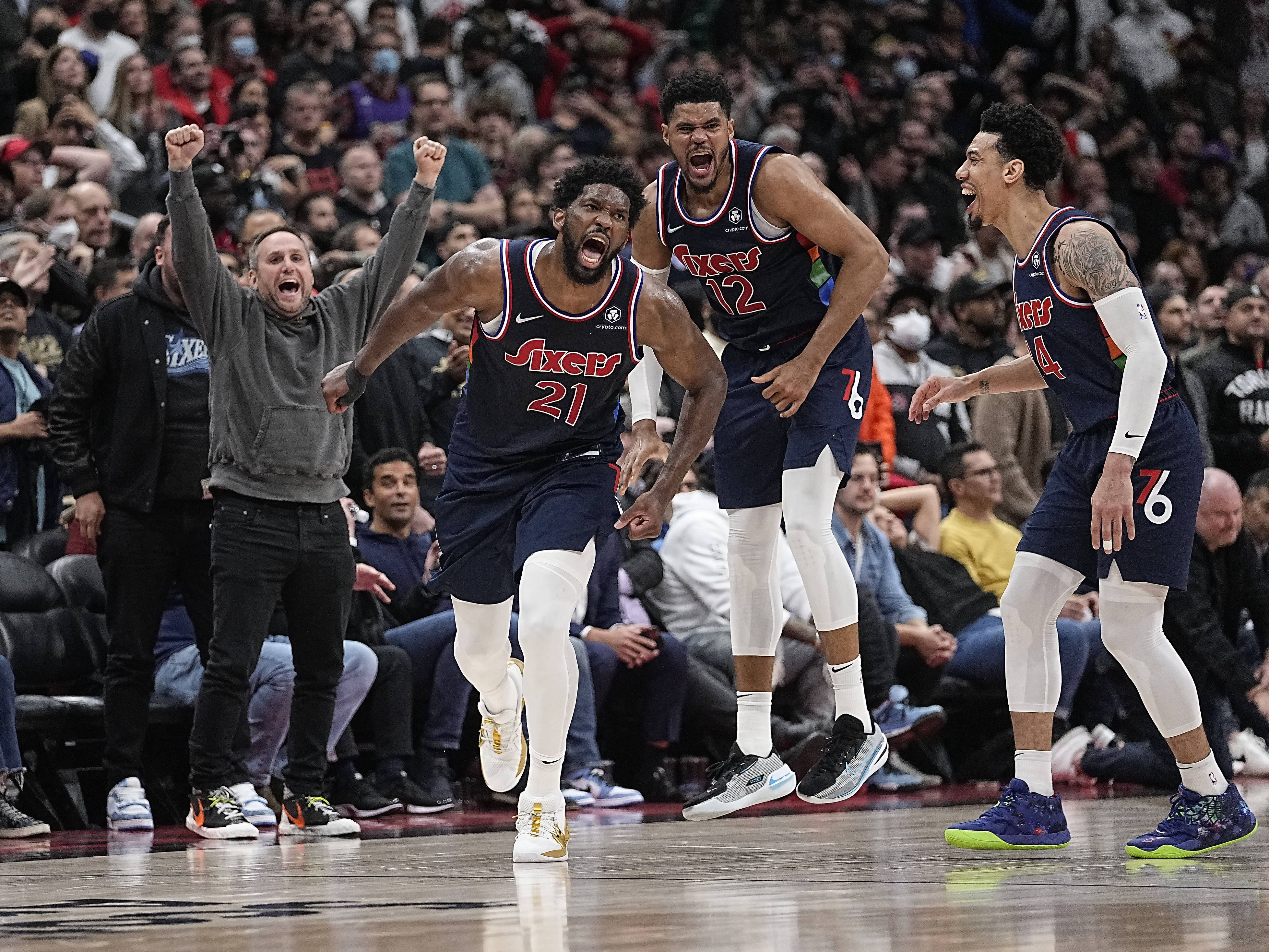 ג'ואל אמביד פילדלפיה חוגג