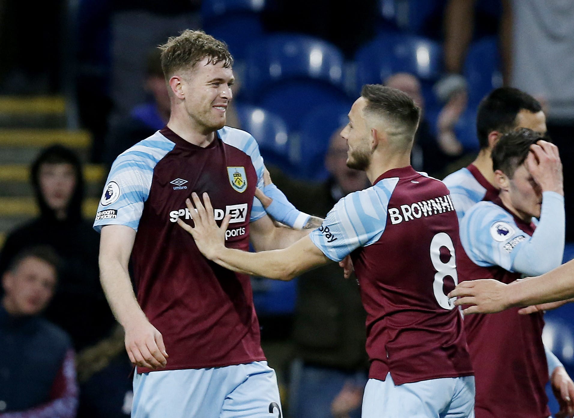 ניית'ן קולינס שחקן ברנלי