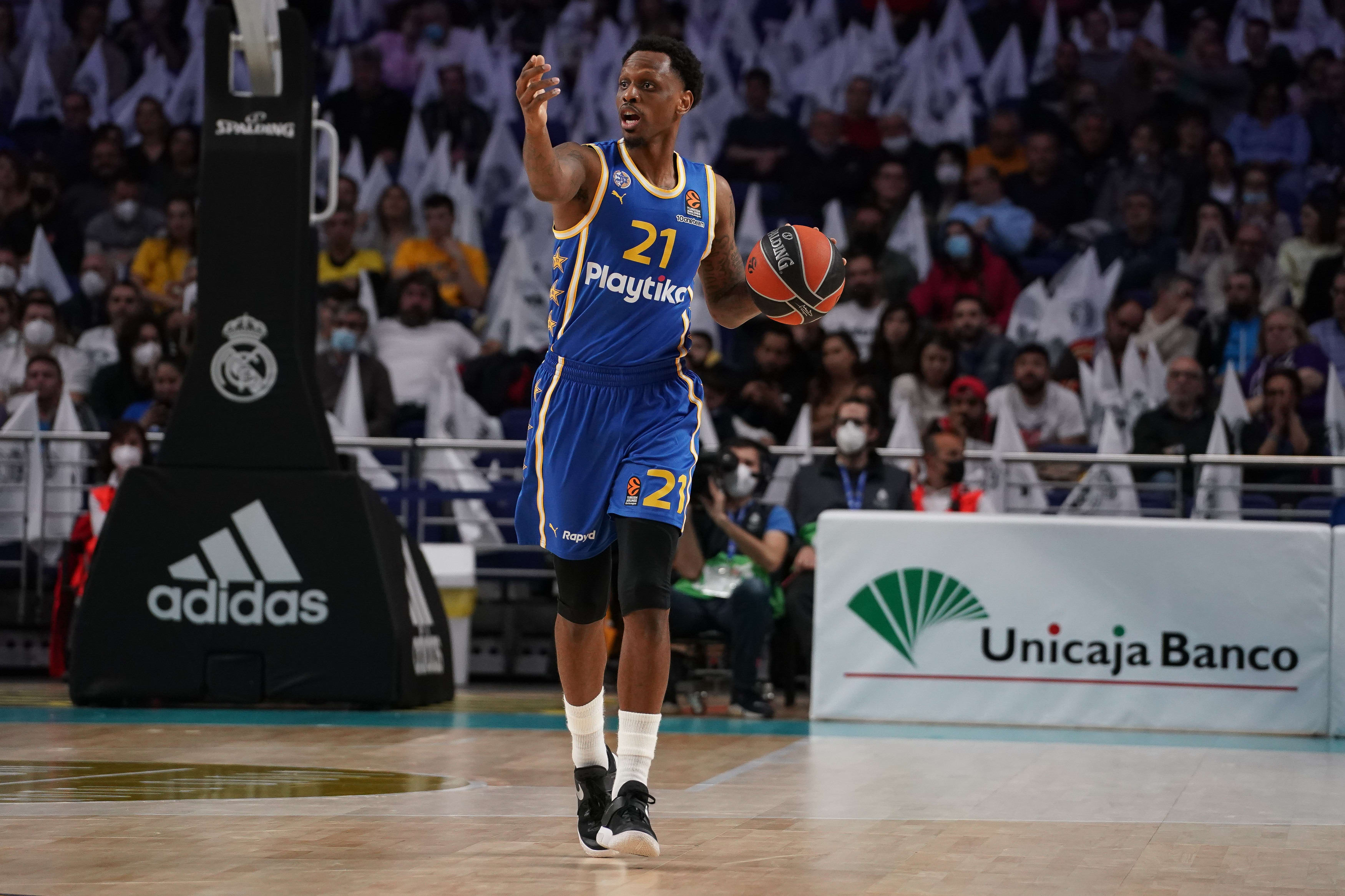 ג'יימס נאנלי שחקן מכבי תל אביב